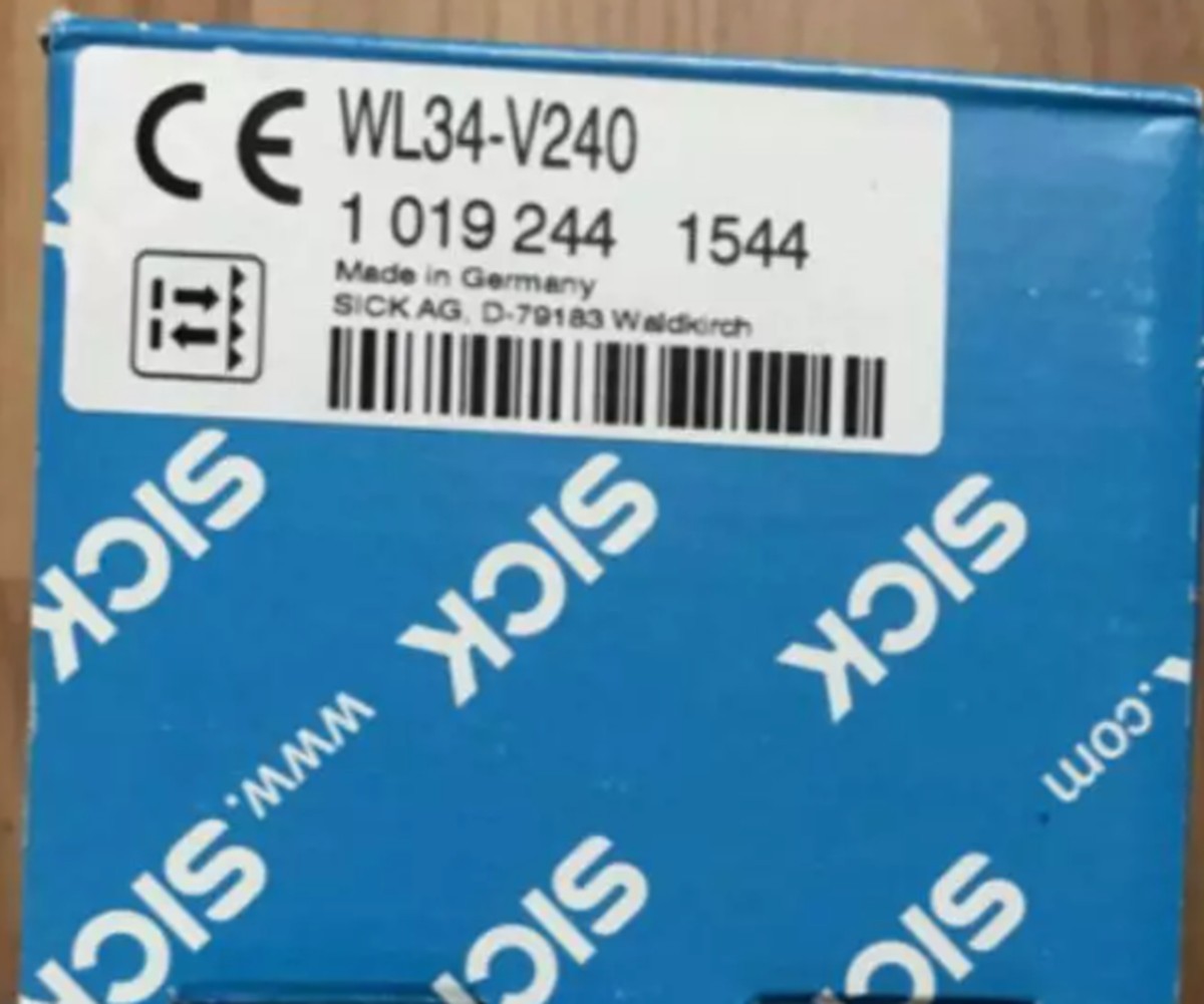 NEW SICK WL34-V240 Photoelectric Switch