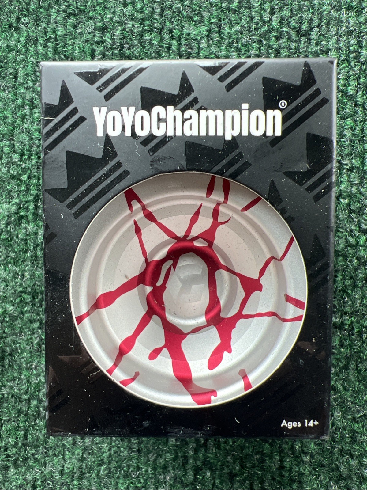 Super G Yoyo Gentry Stein YoYo Champion Silver W/Red Splash Polished Rims