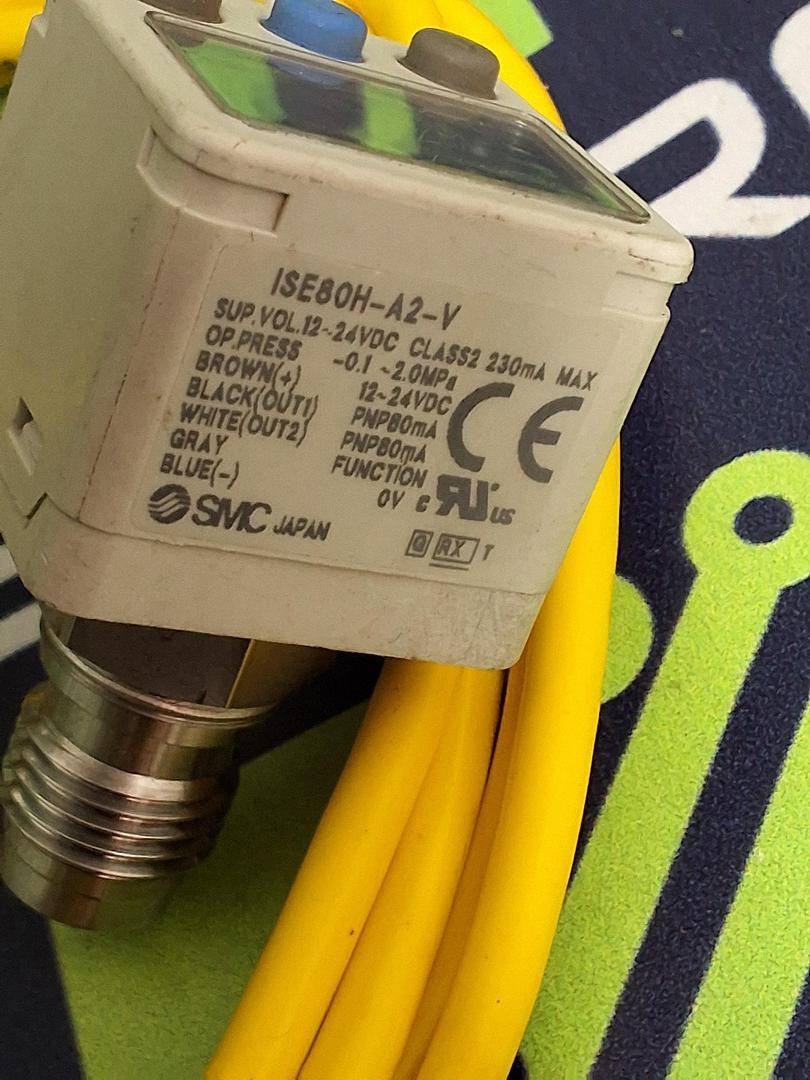 SMC ISE80H-A2-V DIGITAL PRESSURE SWITCH WITH CABLE