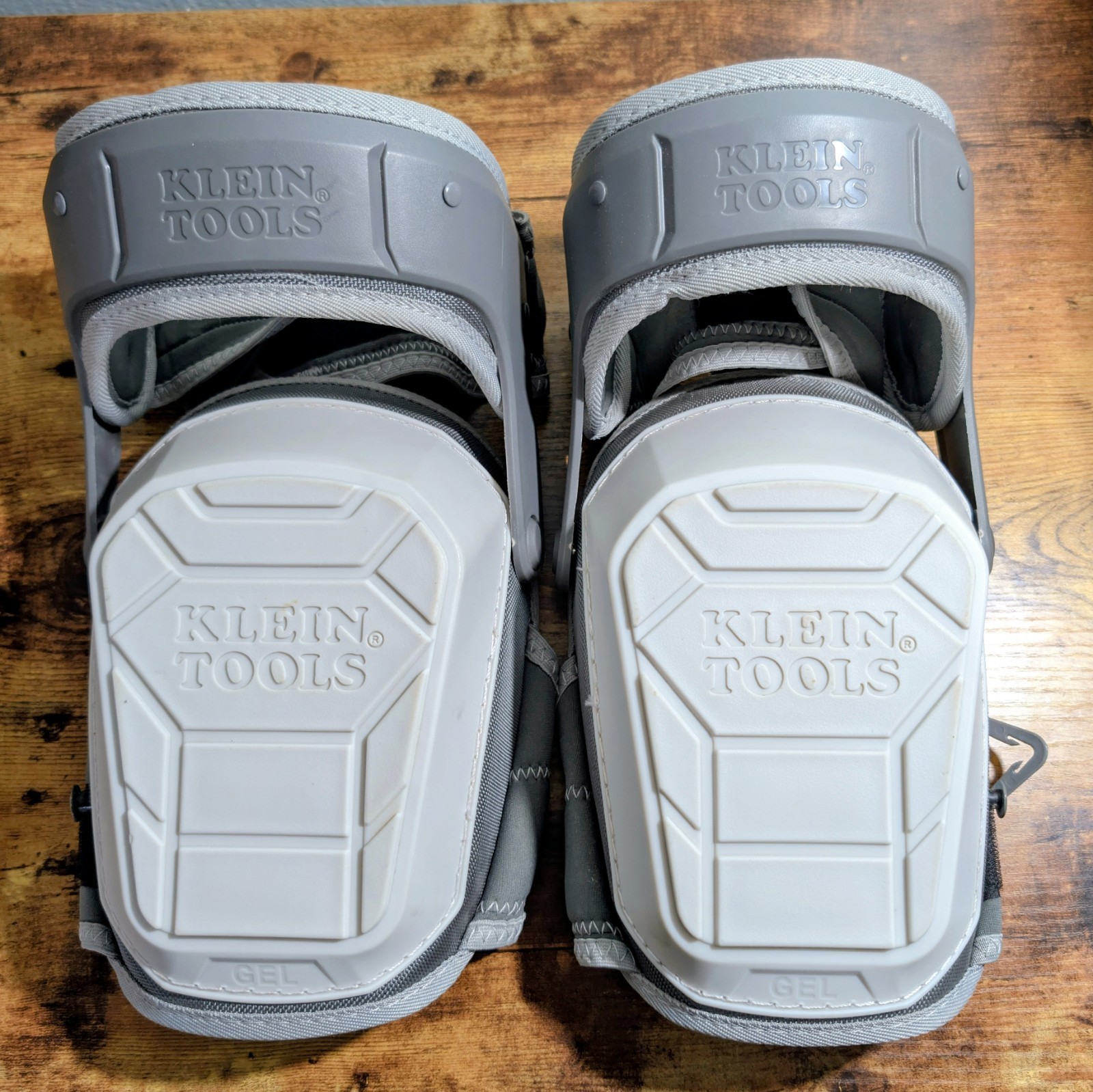 Klein Tools 60897 Knee Pads Heavy Duty Non-Marring Stabilizer Contractor Work