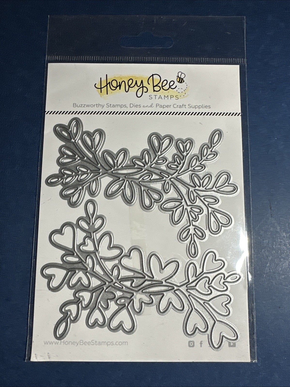 NEW! Honey Bee Stamps - LOVELY LAYERS HEART VINE DIE (2 PCS. Outline and Backer)