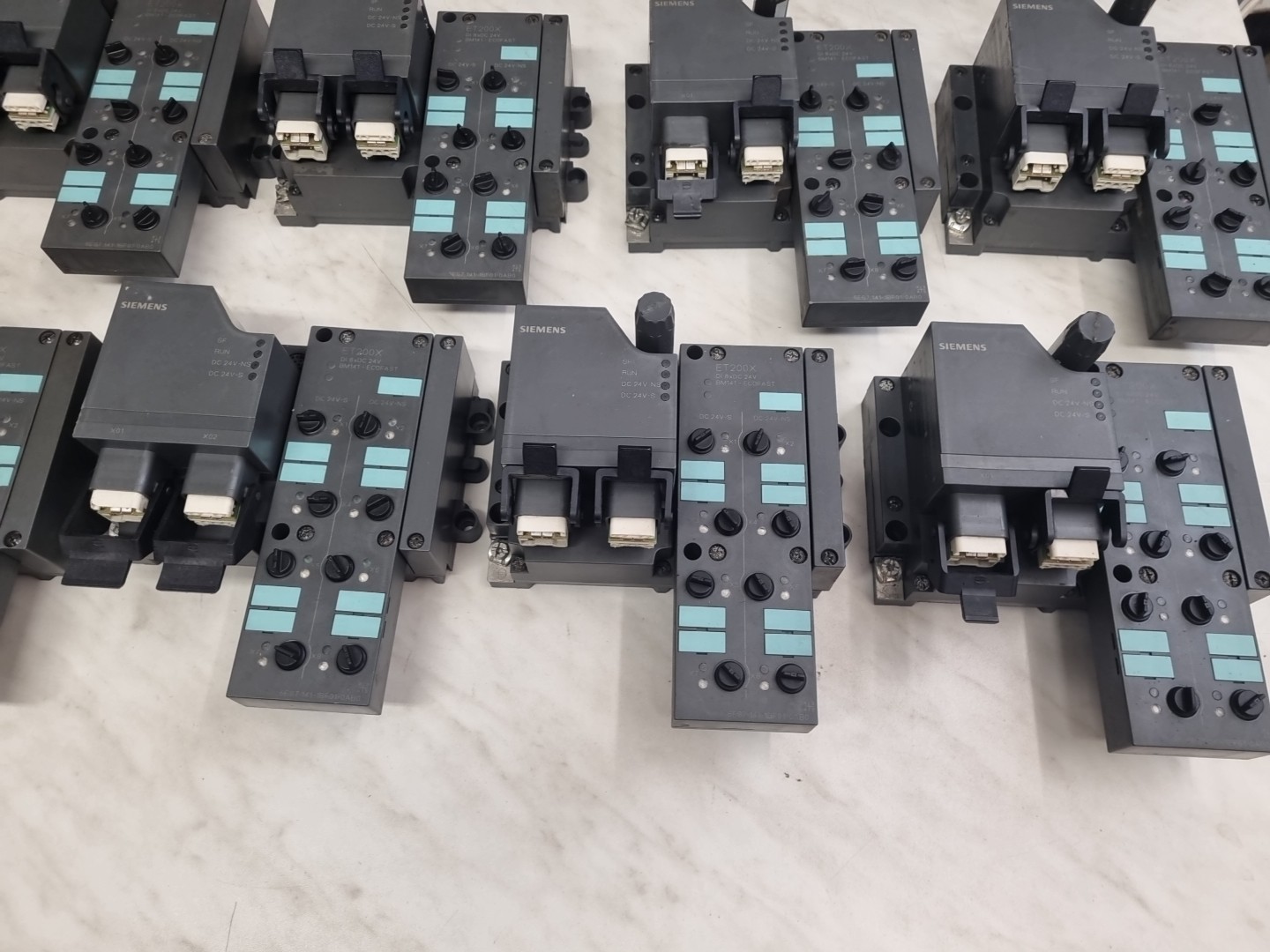Siemens 6ES7 141-1BF01-0AB0 / 6ES7141-1BF01-0AB0 Simatic ET200 Basic Modul