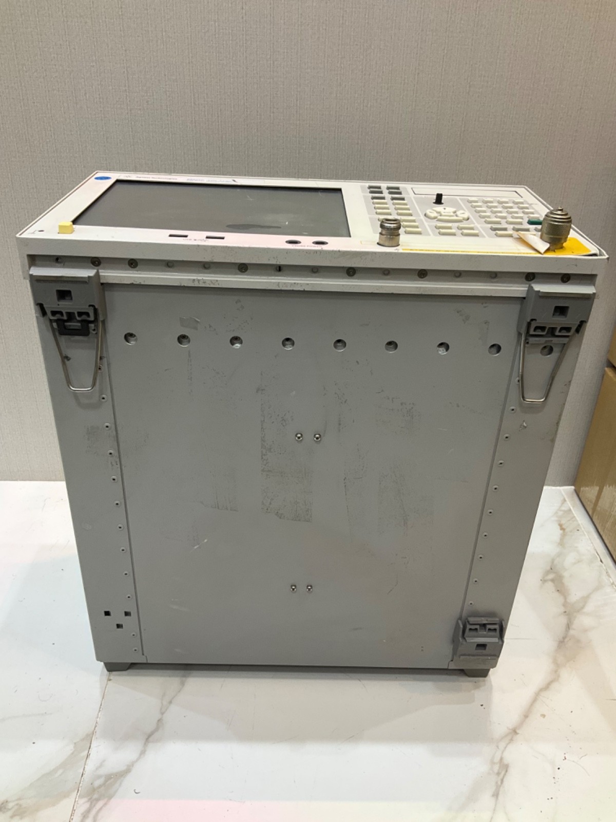 AGILENT TECHNOLOGIES E5071C NETWORK ANALYZER 9KHz-8.5GHz E5071C-ATO-65898
