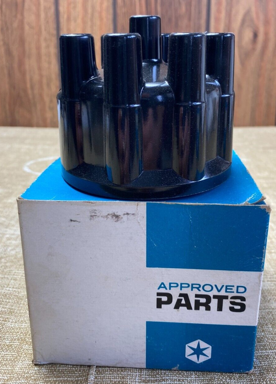 NOS CHRYSLER DISTRIBUTOR CAP REPLACES CH-216