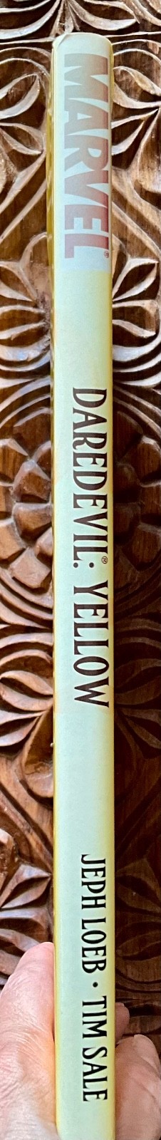 Daredevil Yellow Marvel Comics Hardcover Jeph Loeb Tim Sale 2002