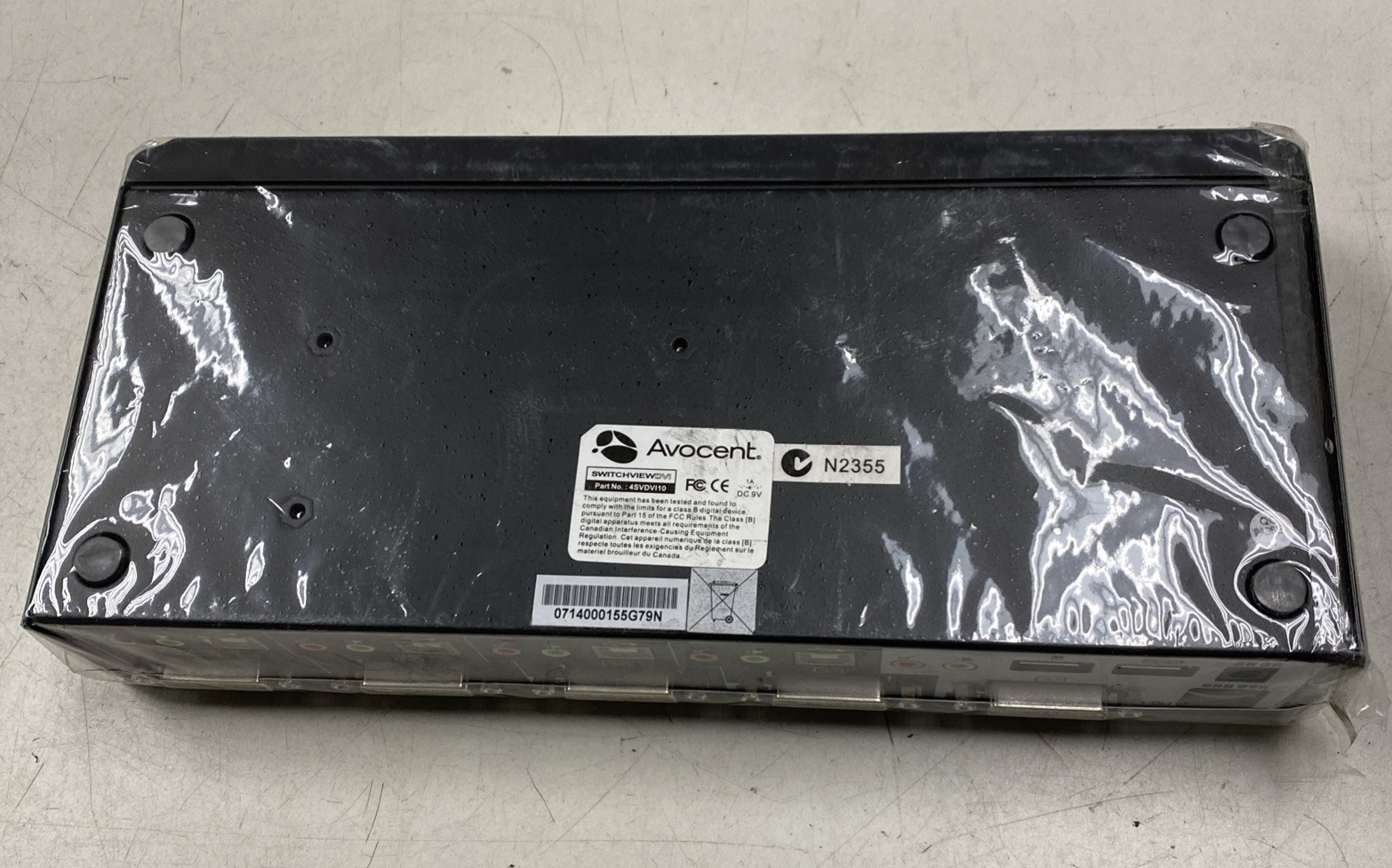 Avocent SwitchViewDVI PC 4 Port KVM Switch 4SVDV110