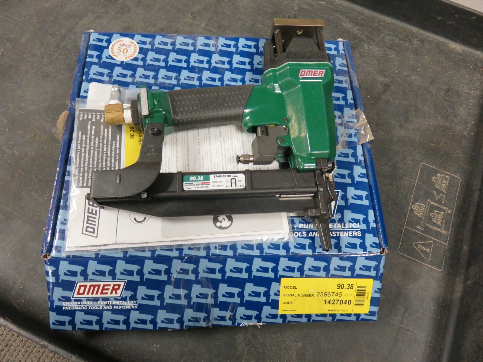 OMER 18 Gauge Stapler, 90.38 w/ remote trigger.