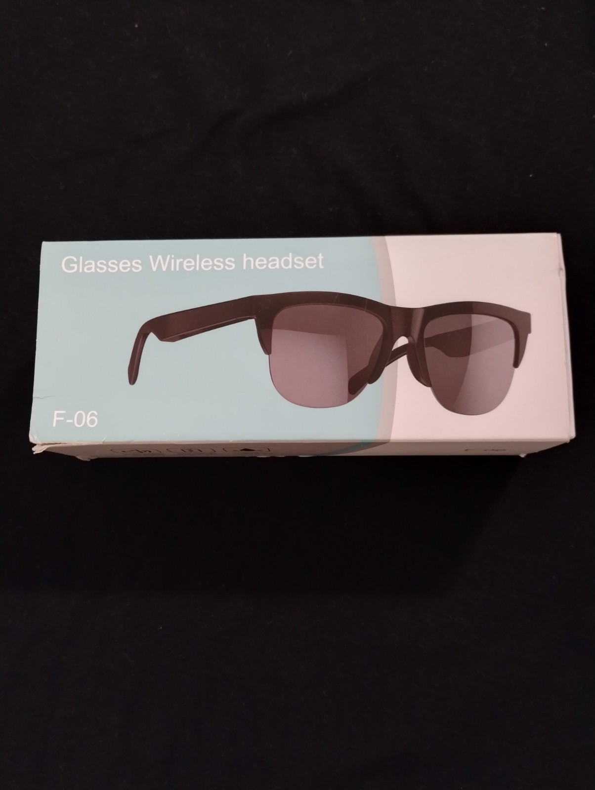 Wireless Smart Sunglasses Music Earphones with Mic Anti UV Brand New