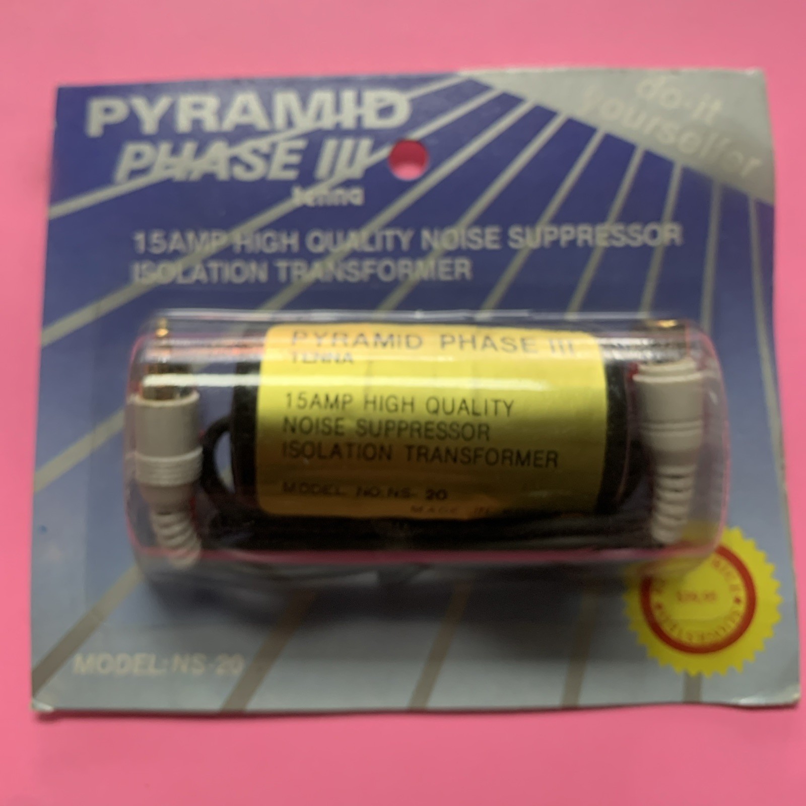 Pyramid Gold 15 Amp High Quality Noise Suppressor Isolation Transformer NS-20
