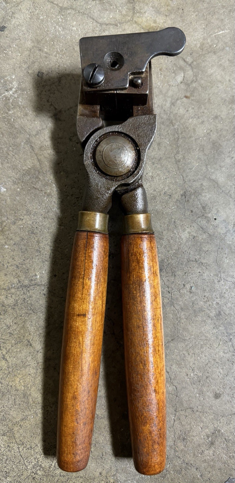 Lyman 1 Cavity 311041  Rifle Bullet Mould 175gn Flat Nose .311 Dia For 30-30