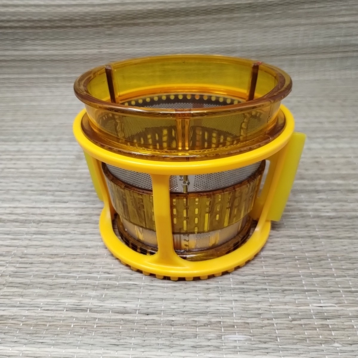 Strainer- Mueller JuiceMax Pro Cold Press Juicer MU-UJ-1 Strainer Only