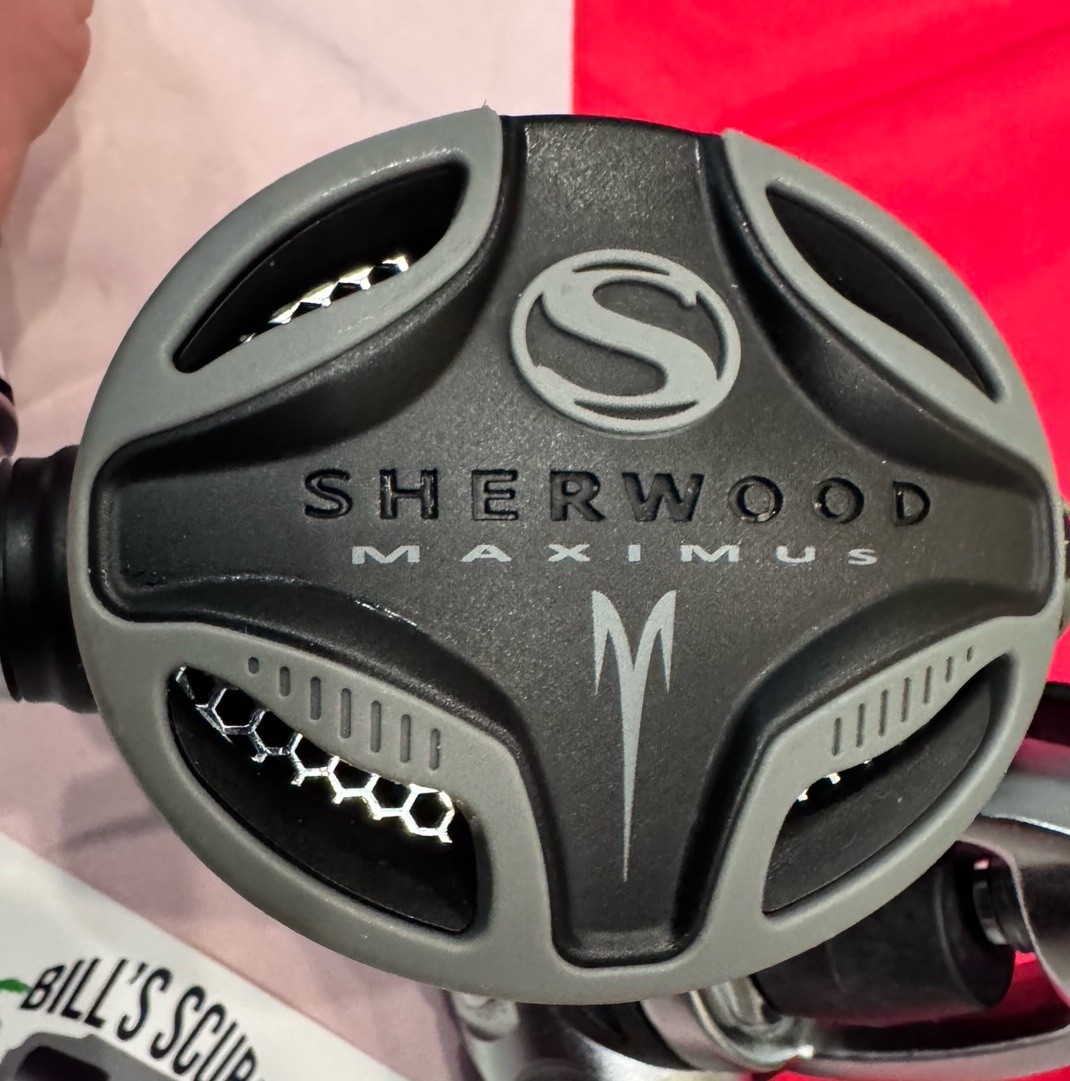 SCUBA PRO SHERWOOD MAXIMUS REGULATOR “NEW MODEL COOL” LOOKS UNUSED RETAIL$800