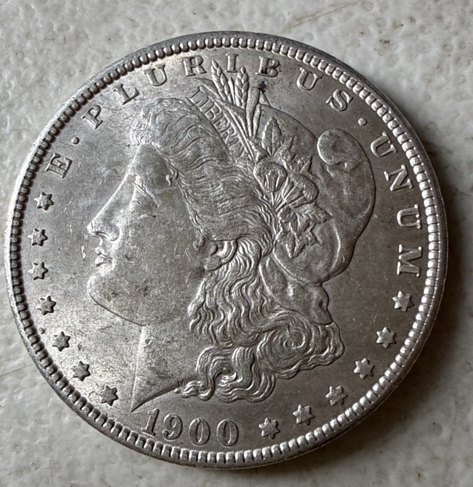 1900 Morgan Silver Dollar $1 – Uncirculated BU – Original Surfaces – 90% Sil