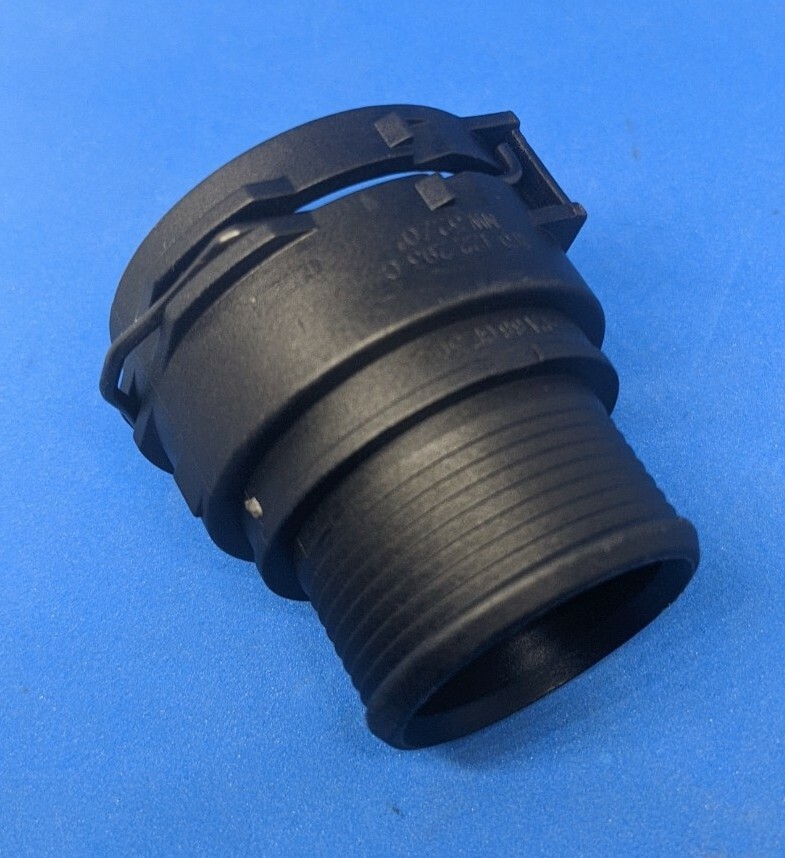 Coolant Flange Coupling For AUDI A4 S4 A5 S5 Q7 A8 S8 A6 S6 A7 3.0 3.2 4.2 2.0
