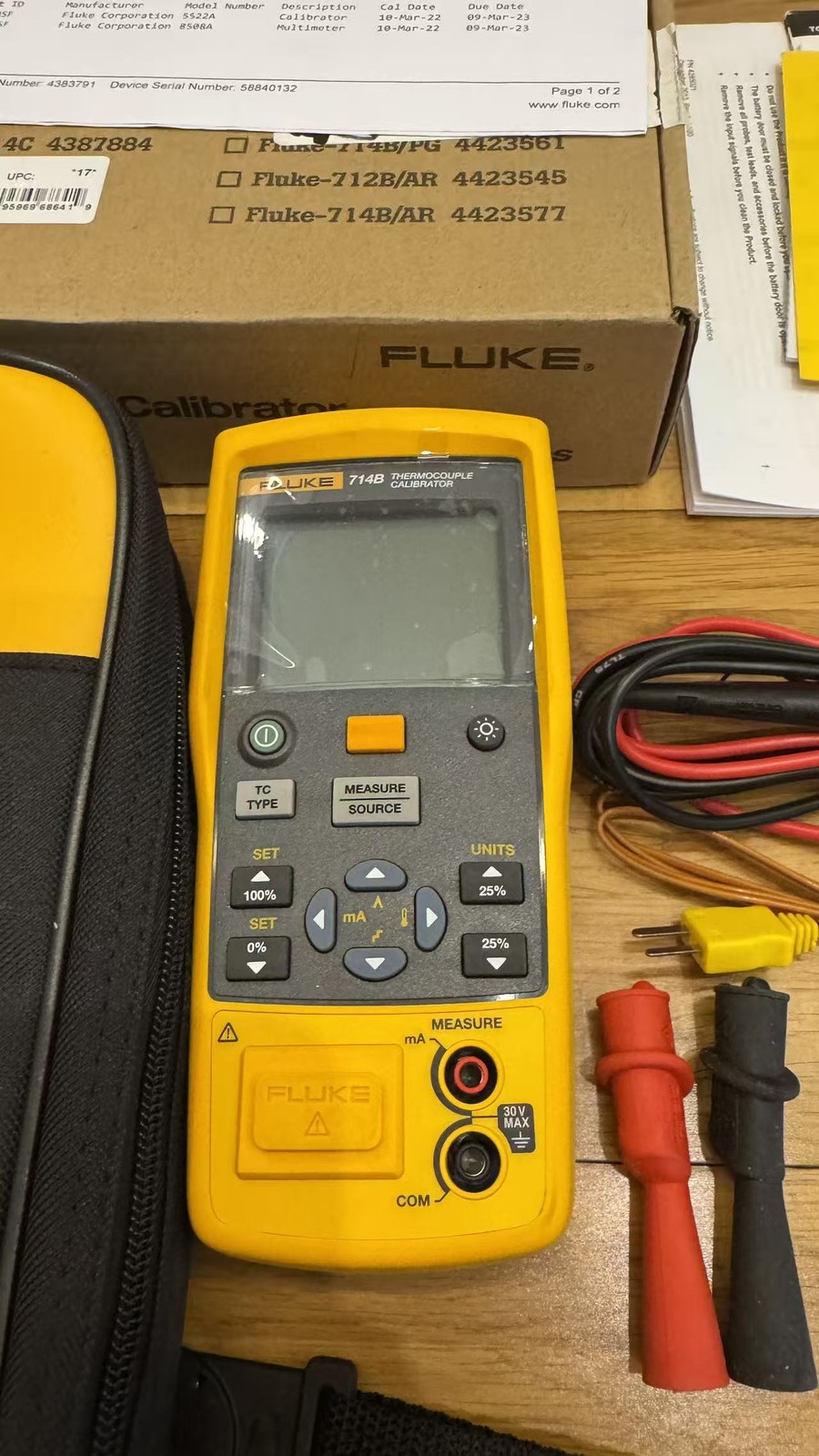 Fluke 714B Thermocouple Calibrator, New