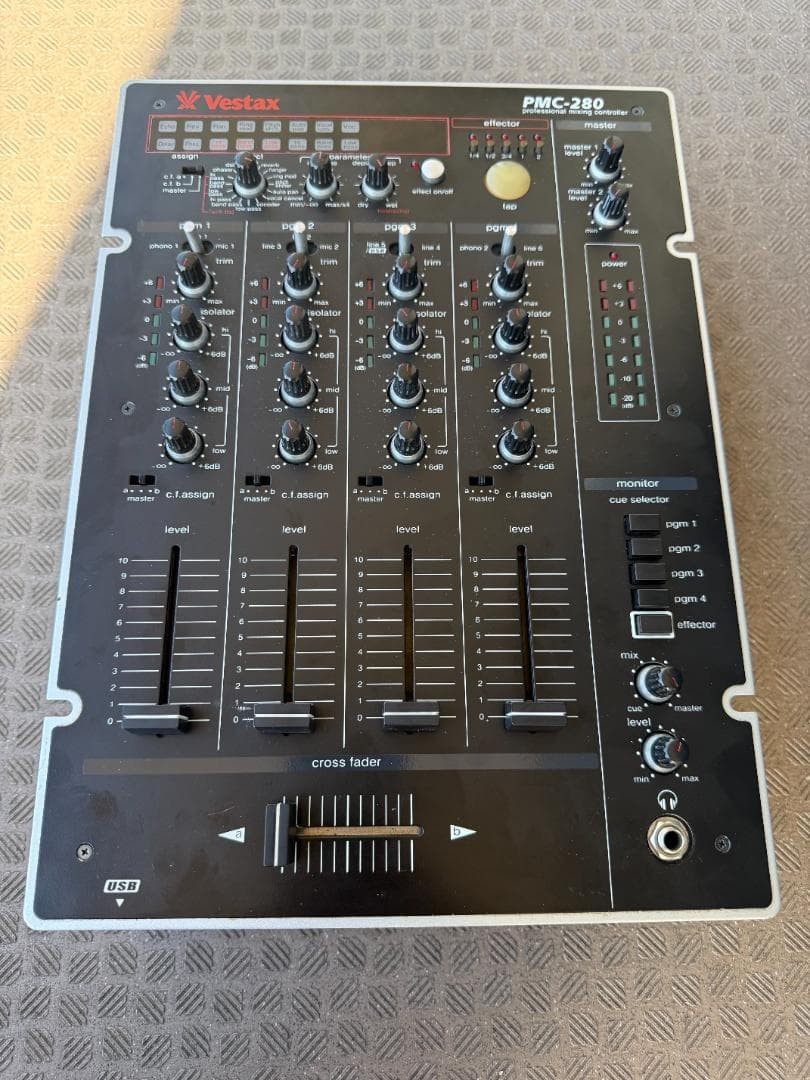 Vestax PMC-280 DJ Mixer Adjustable Crossfader Multi-Effects Power Supply OK