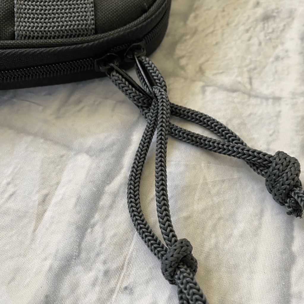Laptop or work bag w/one main compartment and multiple inner & outer pockets