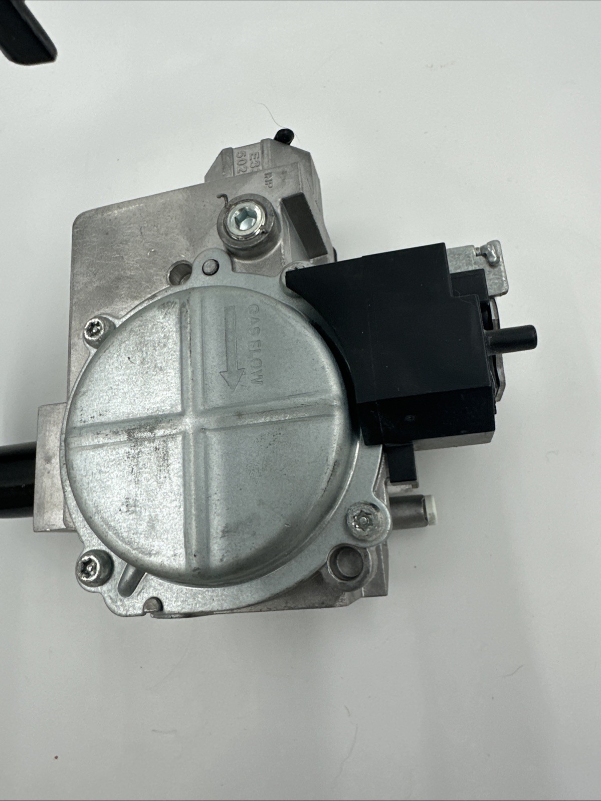 Carrier Furnace OEM Gas Valve and Manifold 36J24-618 EF32CW210