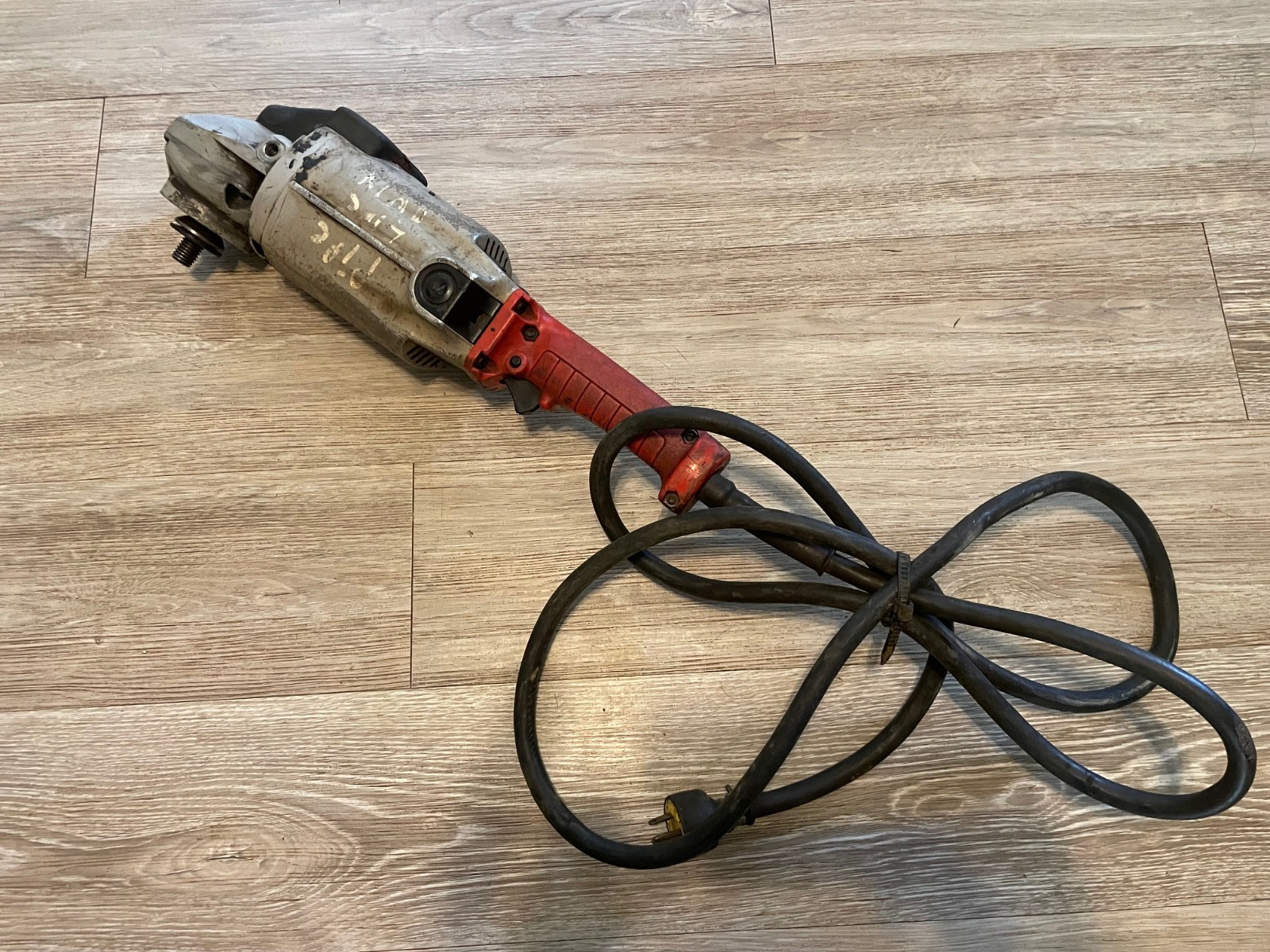 Milwaukee Model 6066 Heavy Duty Sander Grinder 120V / 15A / 6000 RPM/ 1800W USA