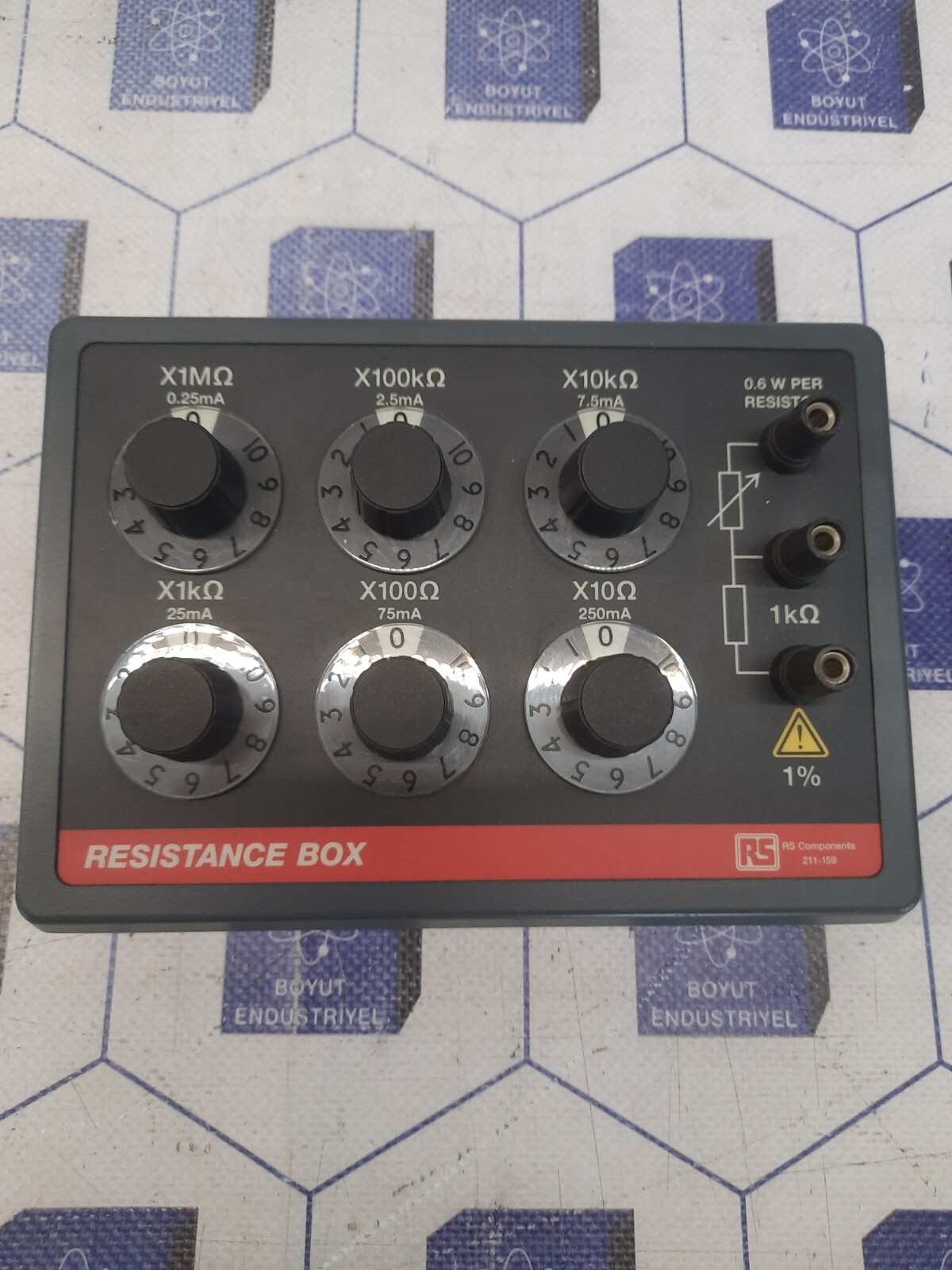 RS Components 211-159 Resistance Box