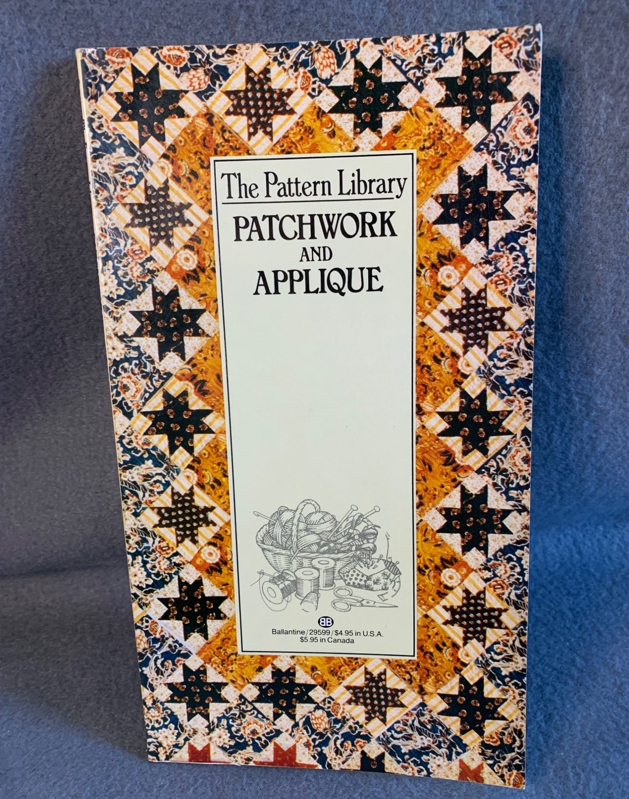 Patchwork & Applique: An Illustrated Pocket Guide to Over 40 Beautiful Patterns