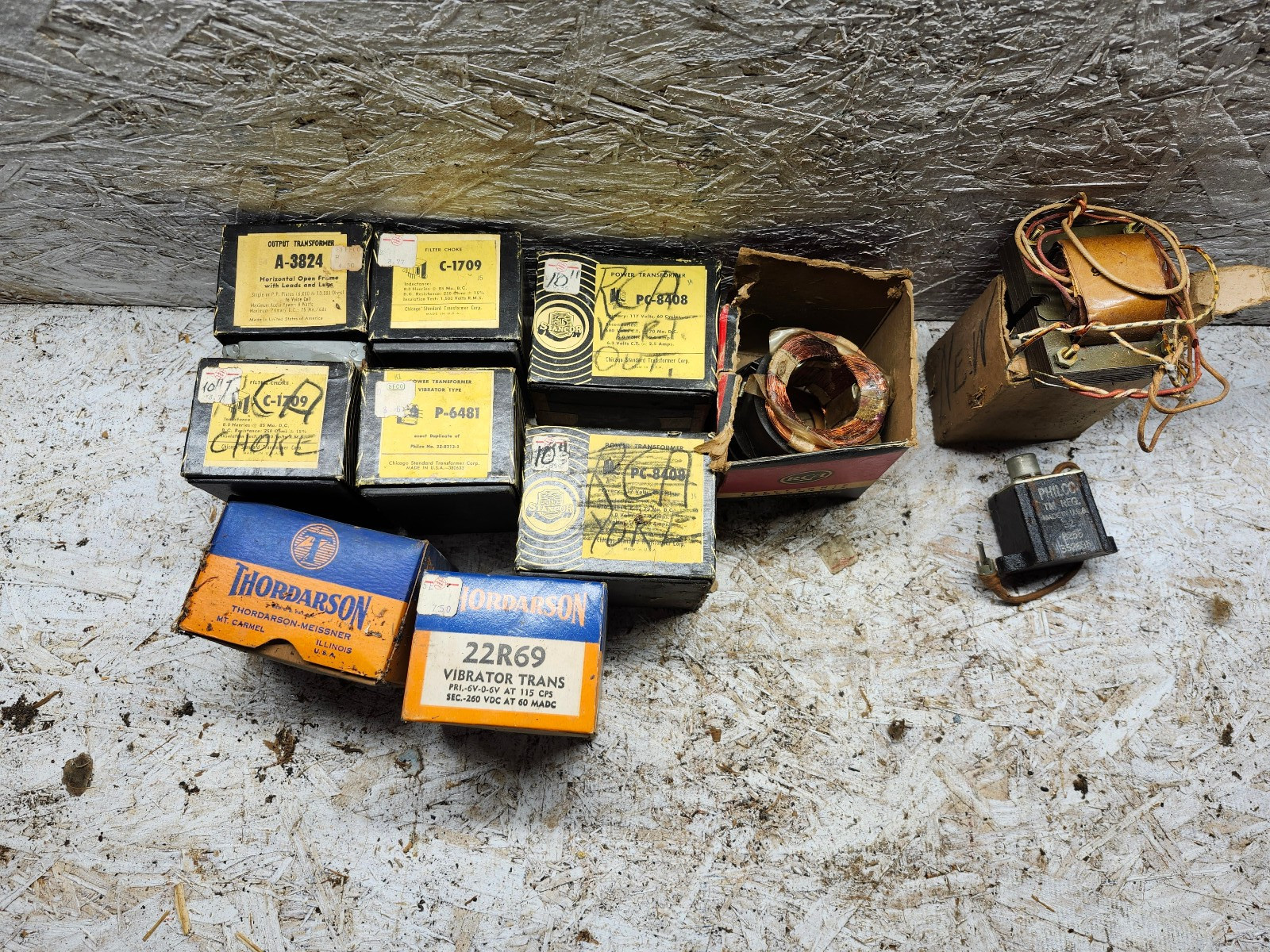 6 VINTAGE  Chicago  standard transformers in boxes  and other parts