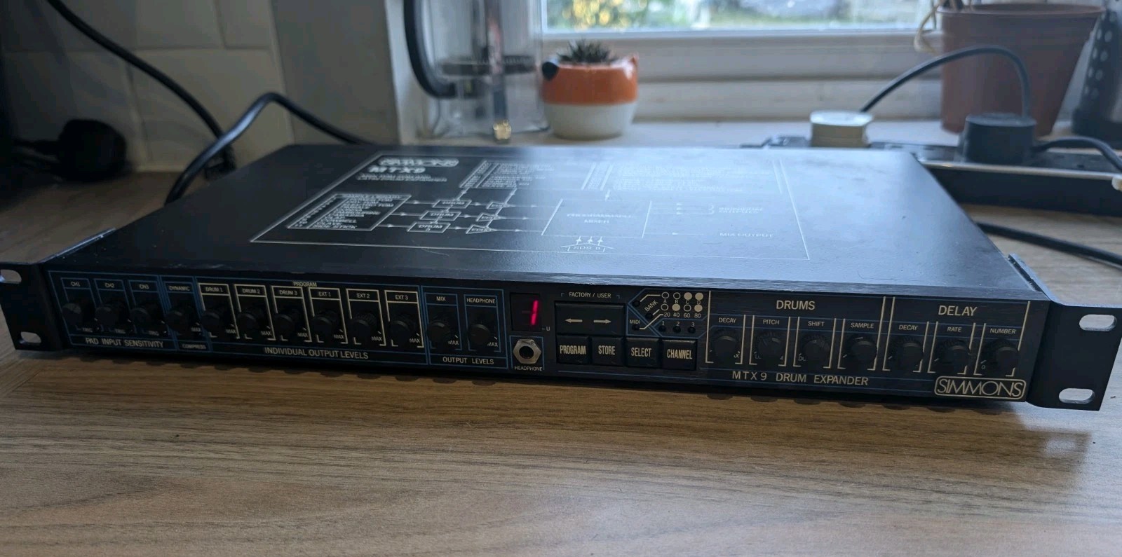 Simmons MTX 9 Drum Expander Rack Decent Condition Working
