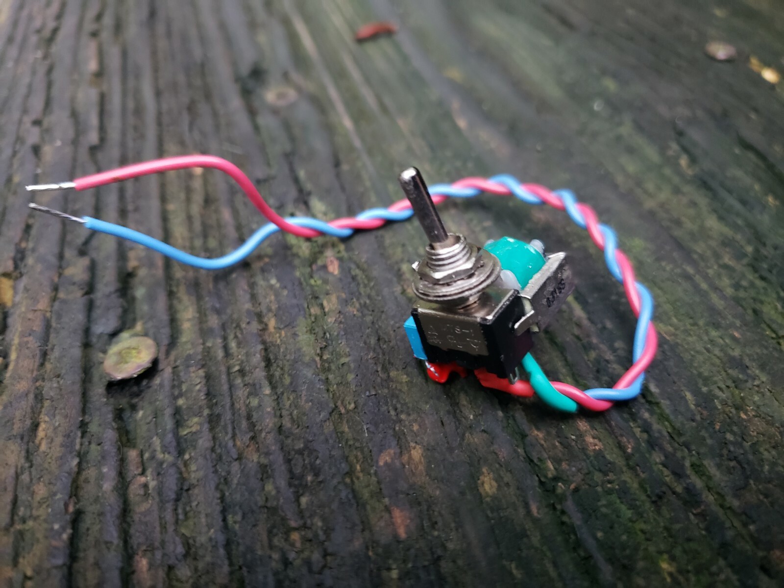 Custom Mid Scoop Switch For Guitar ( No Battery needed) Kellingsound