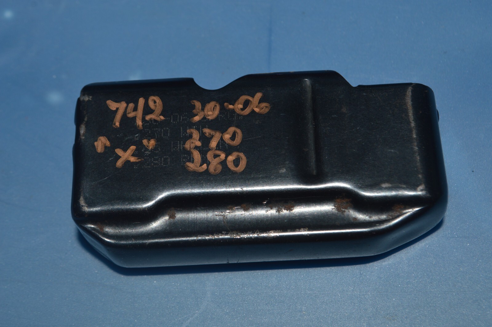 LOT #G-X FACTORY REMINGTON M.742 SEMI-AUTO 30-06, 270, 280  4 RD. RIFLE MAGAZINE