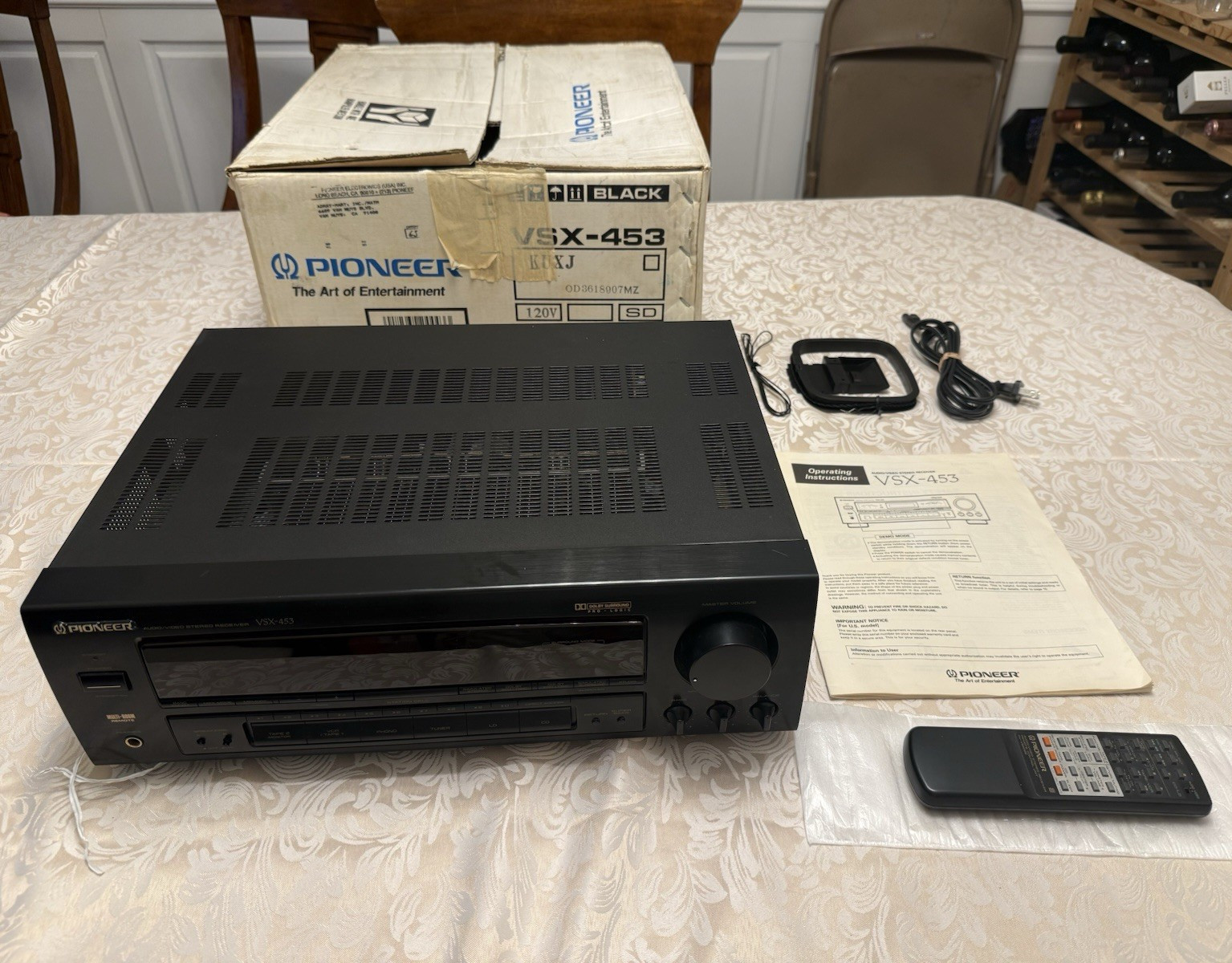 Pioneer VSX-453 Audio Video Stereo Receiver bundle, Remote, Users manual,cables