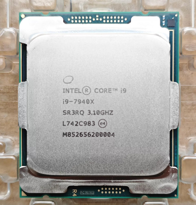 i9-7940X Intel Core SR3RQ 3.1GHz 14Cores 28Threads 19.25MB 165W LGA2066 X299 CPU