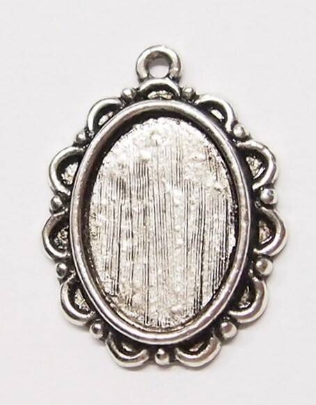 12 of 18x13mm Victorian Antique Silver Plate Close Loop Pendant Settings 27x21mm