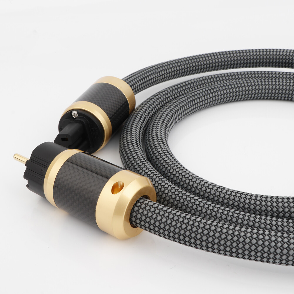 12 AWG  20A OFC HiFi Power Cable with Rhodium Plated Carbon Fibre Plug