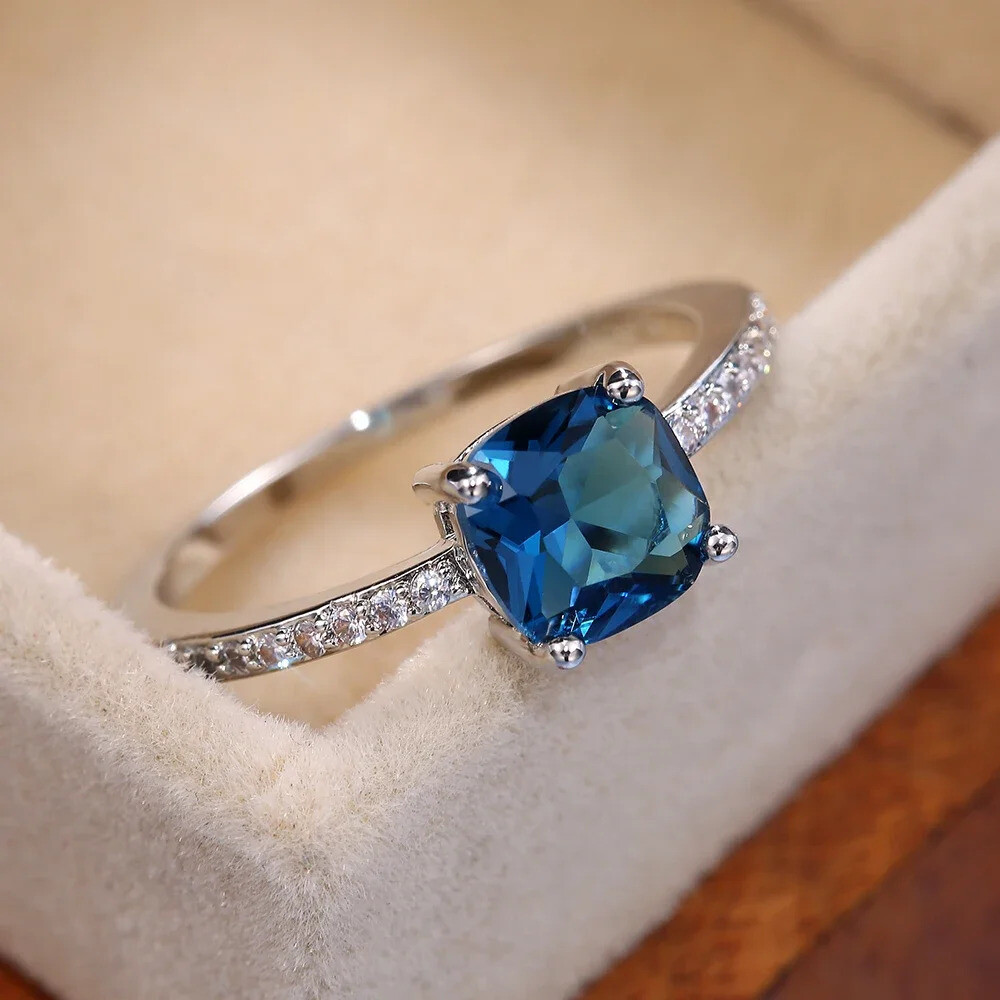Sterling Silver Rings Blue Oval Zircon Women Fashion Jewelry Ring Size 5-10