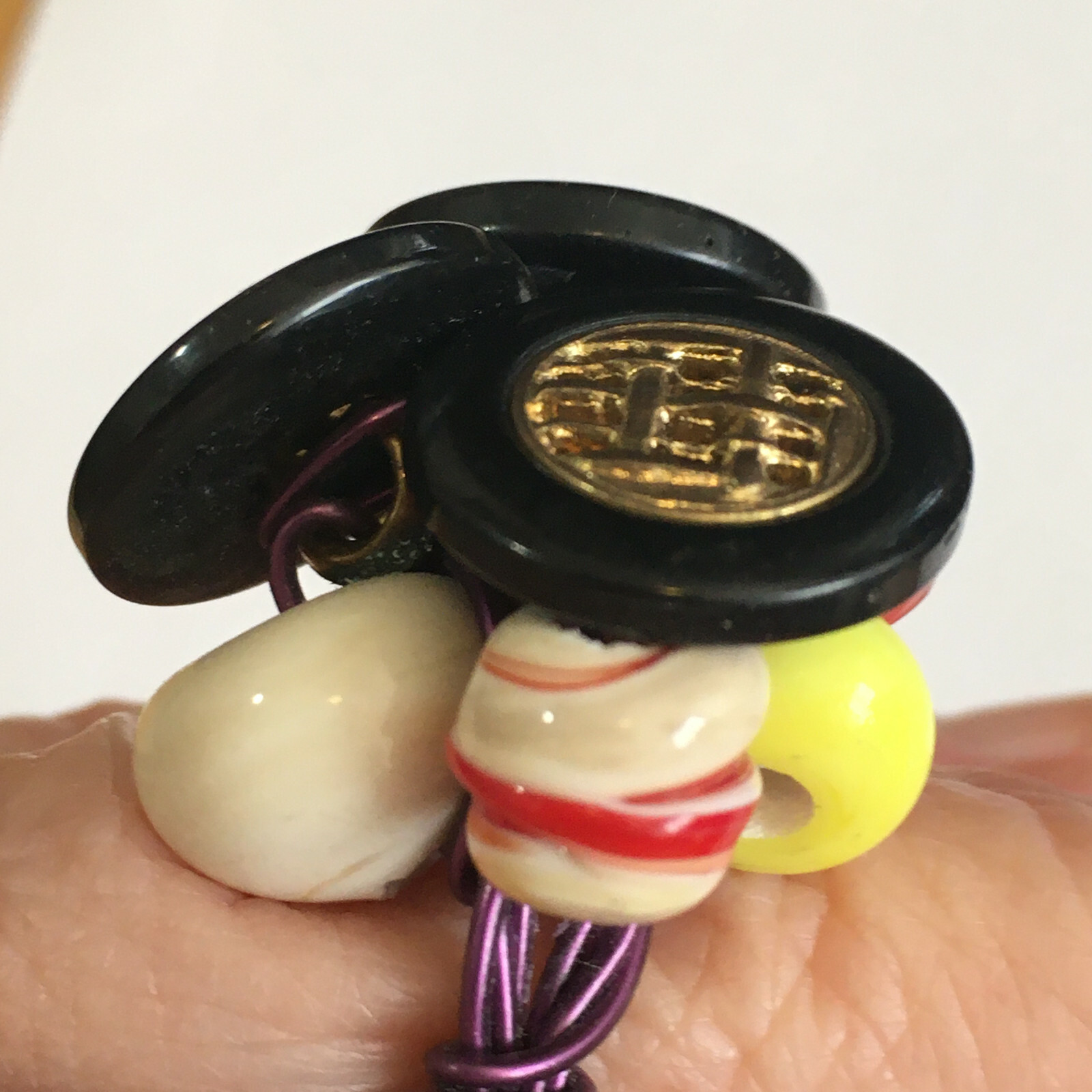 HANDMADE WIRED RING BUTTONS AND MULTICOLOR BEADS SIZE 8 JEWELRY