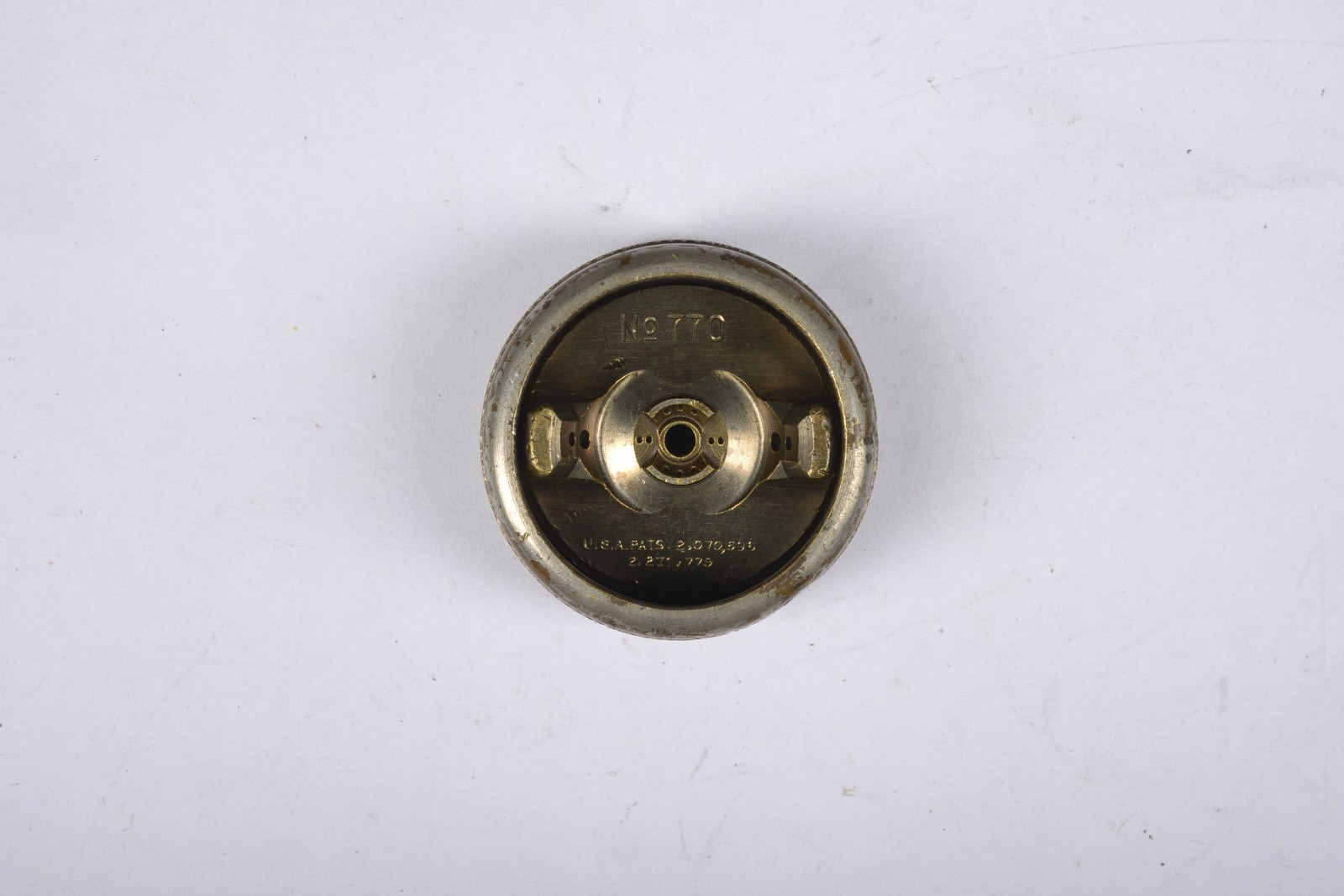 DeVILBISS Air cap #770 with ring.