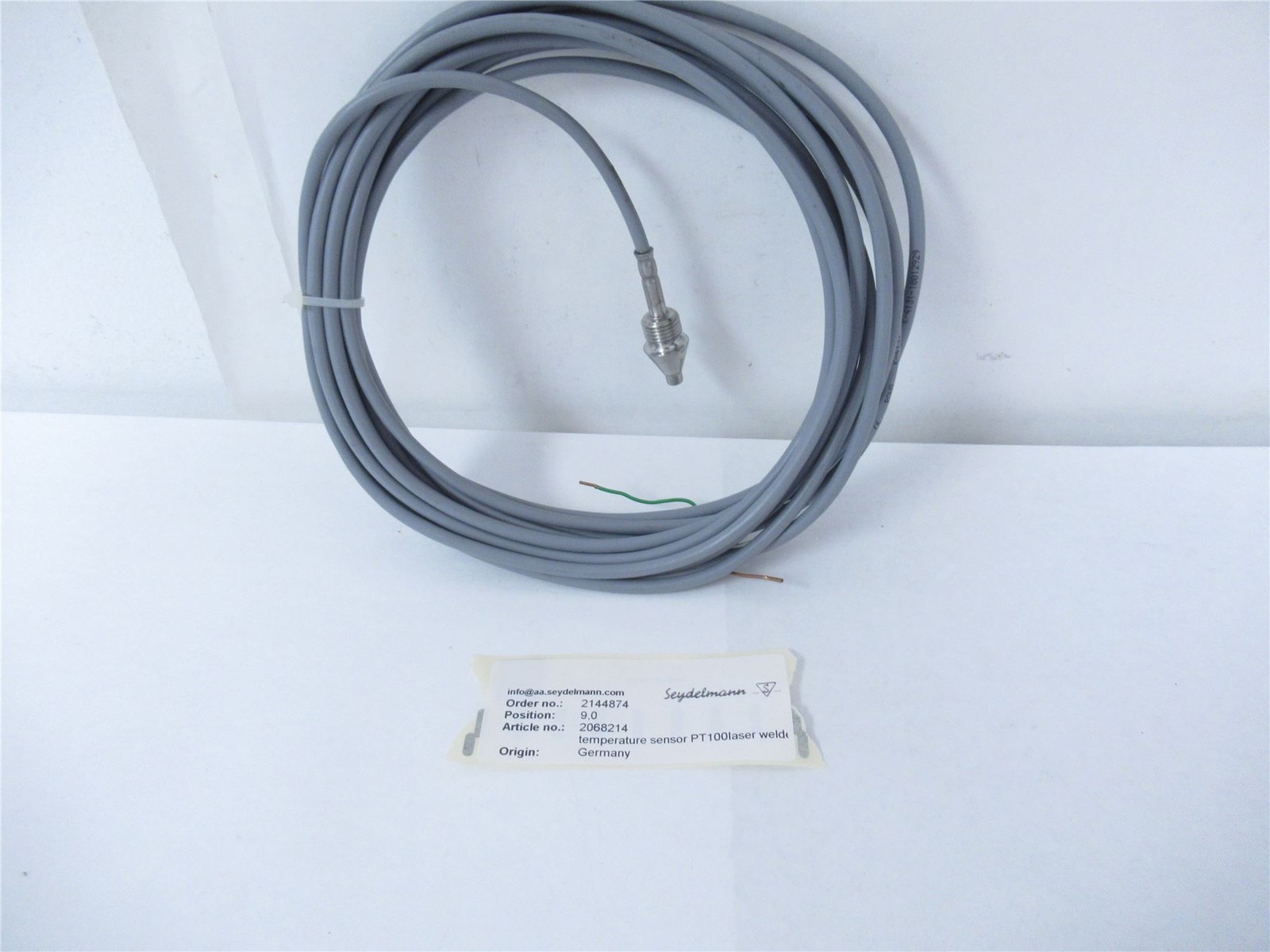 246751 New-No Box; Seydelmann 2068214 Temperature Sensor 12 to 30 VDC