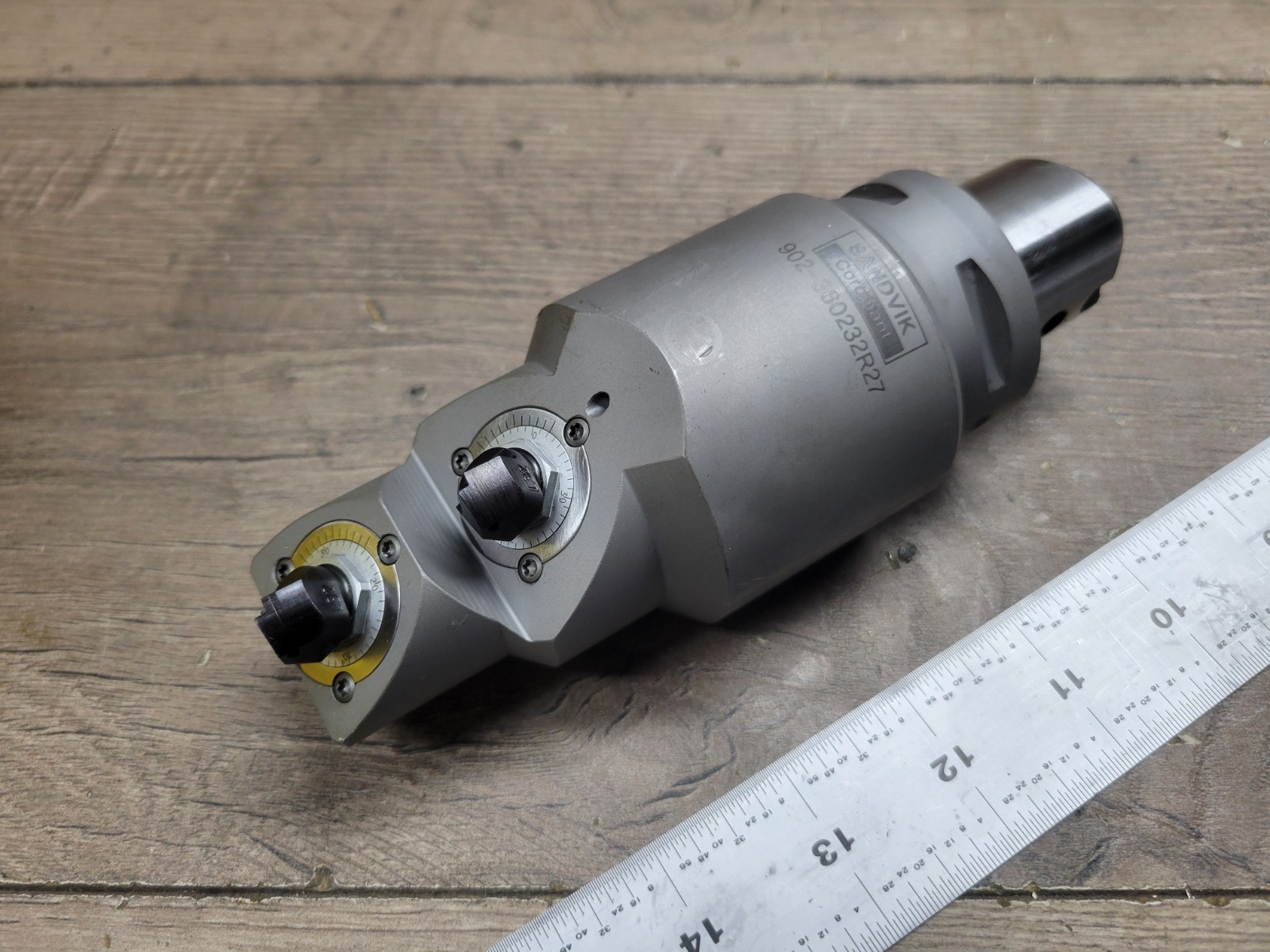 SANDVIK FINE ADJUST BORING HEAD NO 360232R27 W/ C5 SHANK