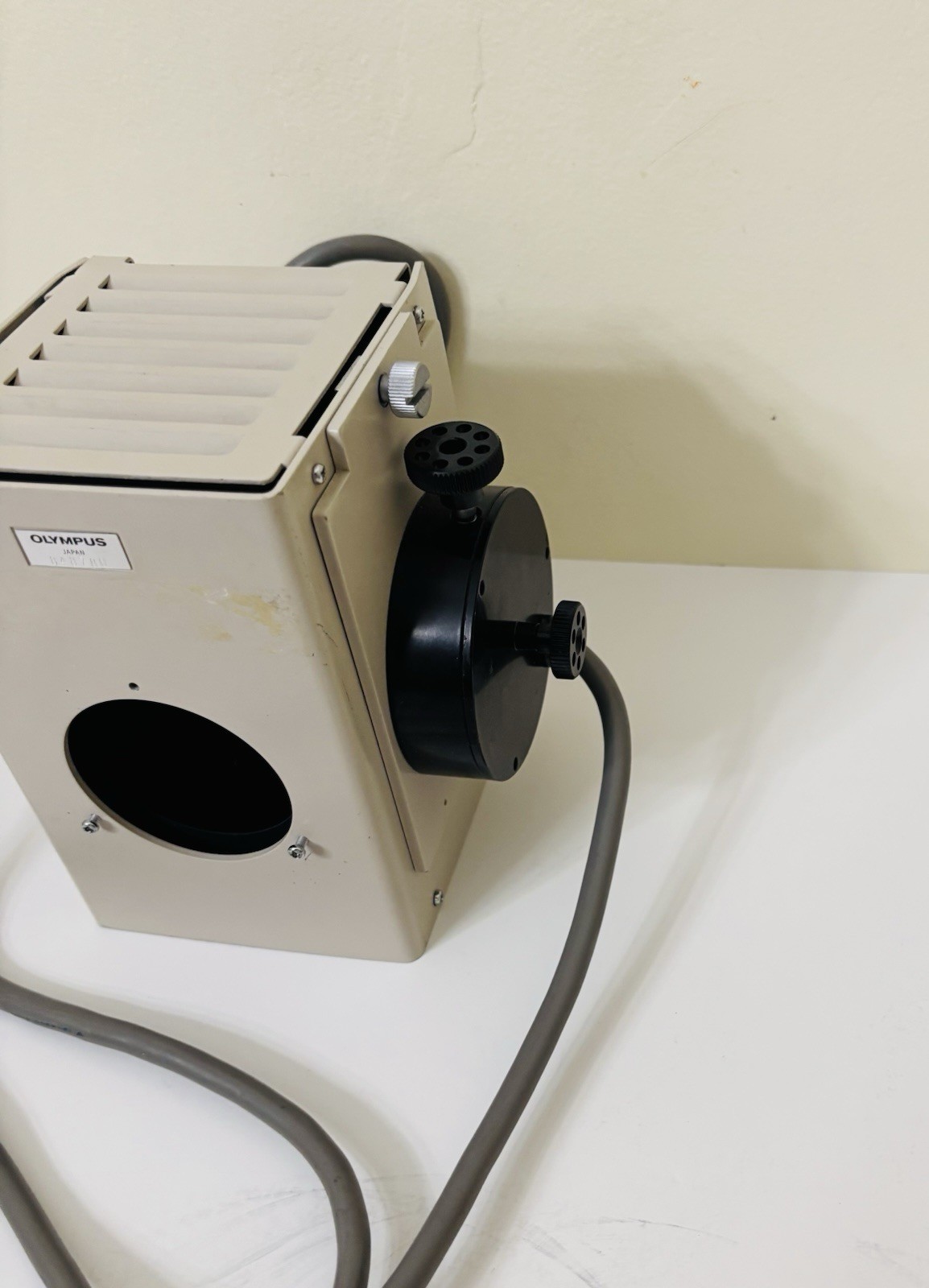Olypus Microscope Light House