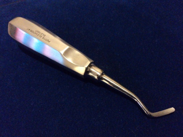 POTTS DENTAL TOOTH SURGERY EAST WEST ELEVATOR #7 RIGHT STANDARD HANDLE