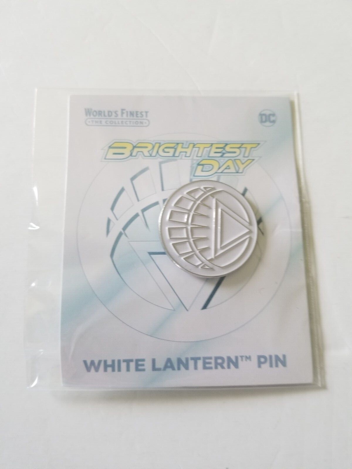 CULTUREFLY WORLD'S FINEST GREEN LANTERN WHITE LANTERN ENAMEL PIN NIP