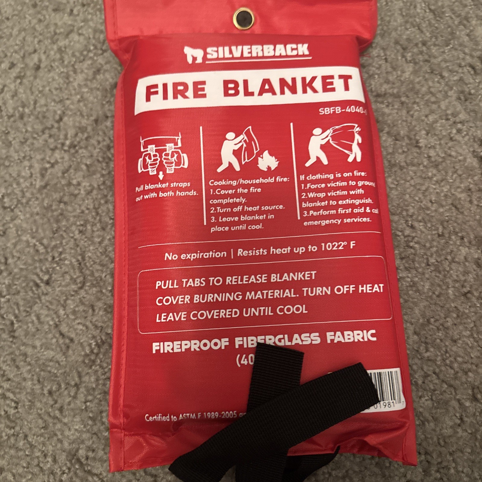Silverback 40" X 40" Fireproof Fiberglass Fire Blanket