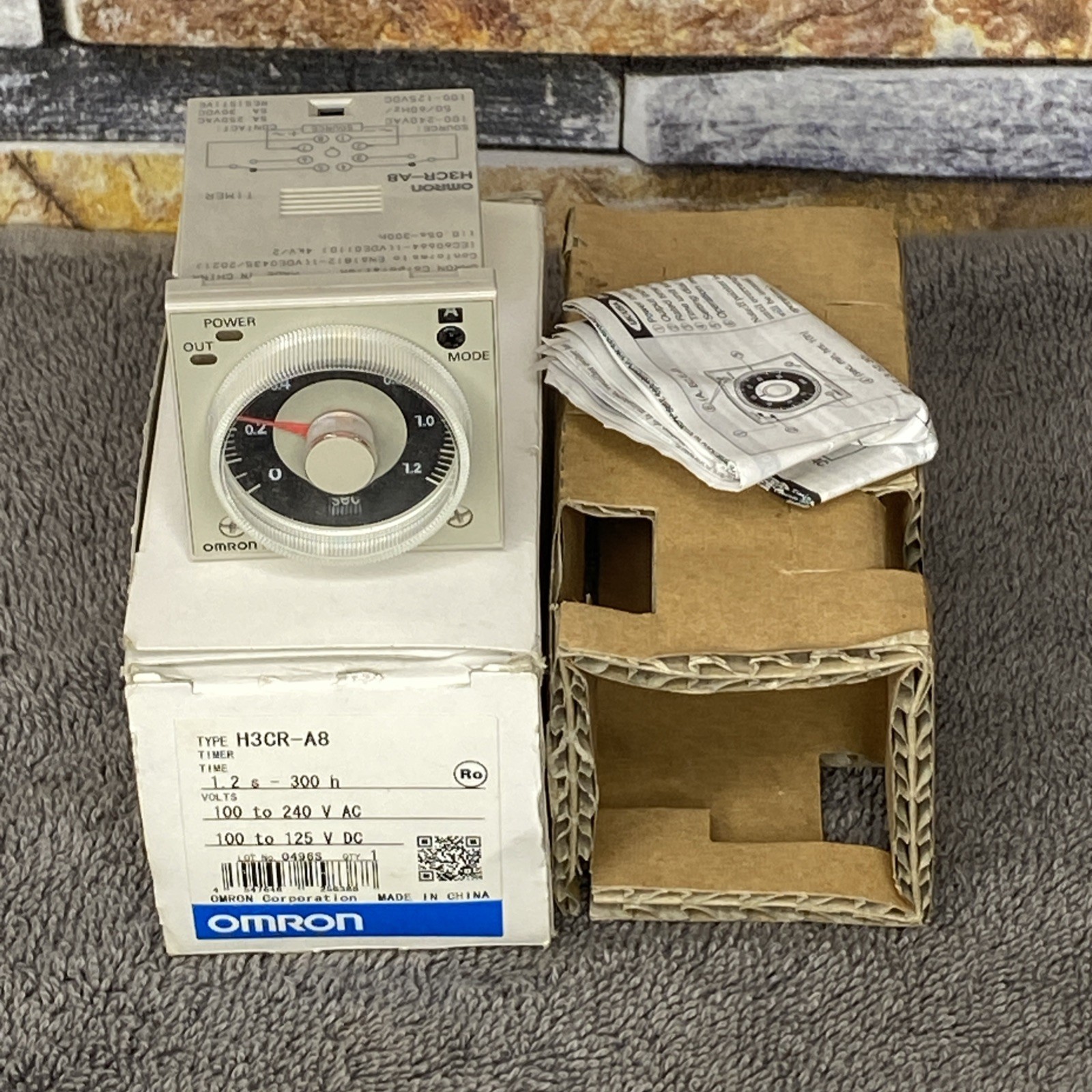 OMRON H3CR-A8 Timer Relay