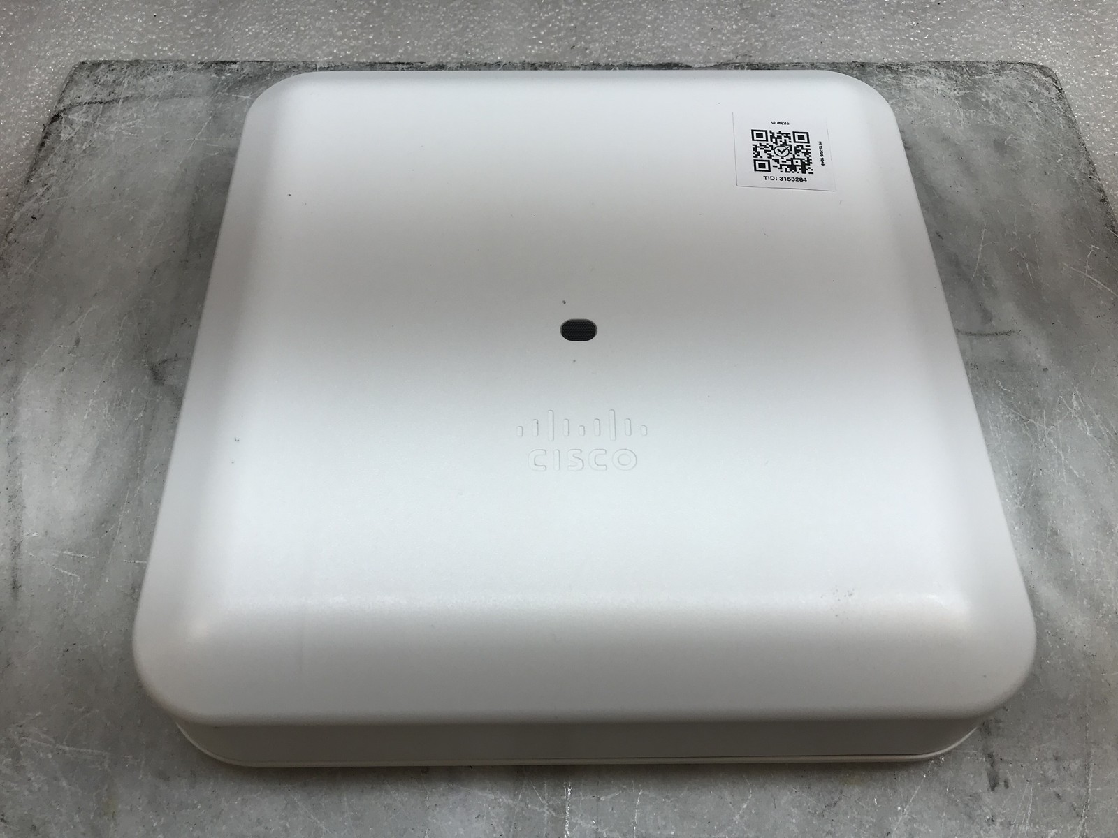 Cisco AIR-AP28021-B-K9 Access Point White with POE and Console - Tested