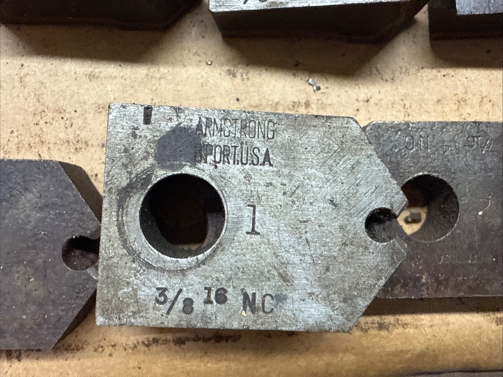 Reed & Armstrong Bridgeport Adjustable Stock Dies Pipe Threader Threading 79