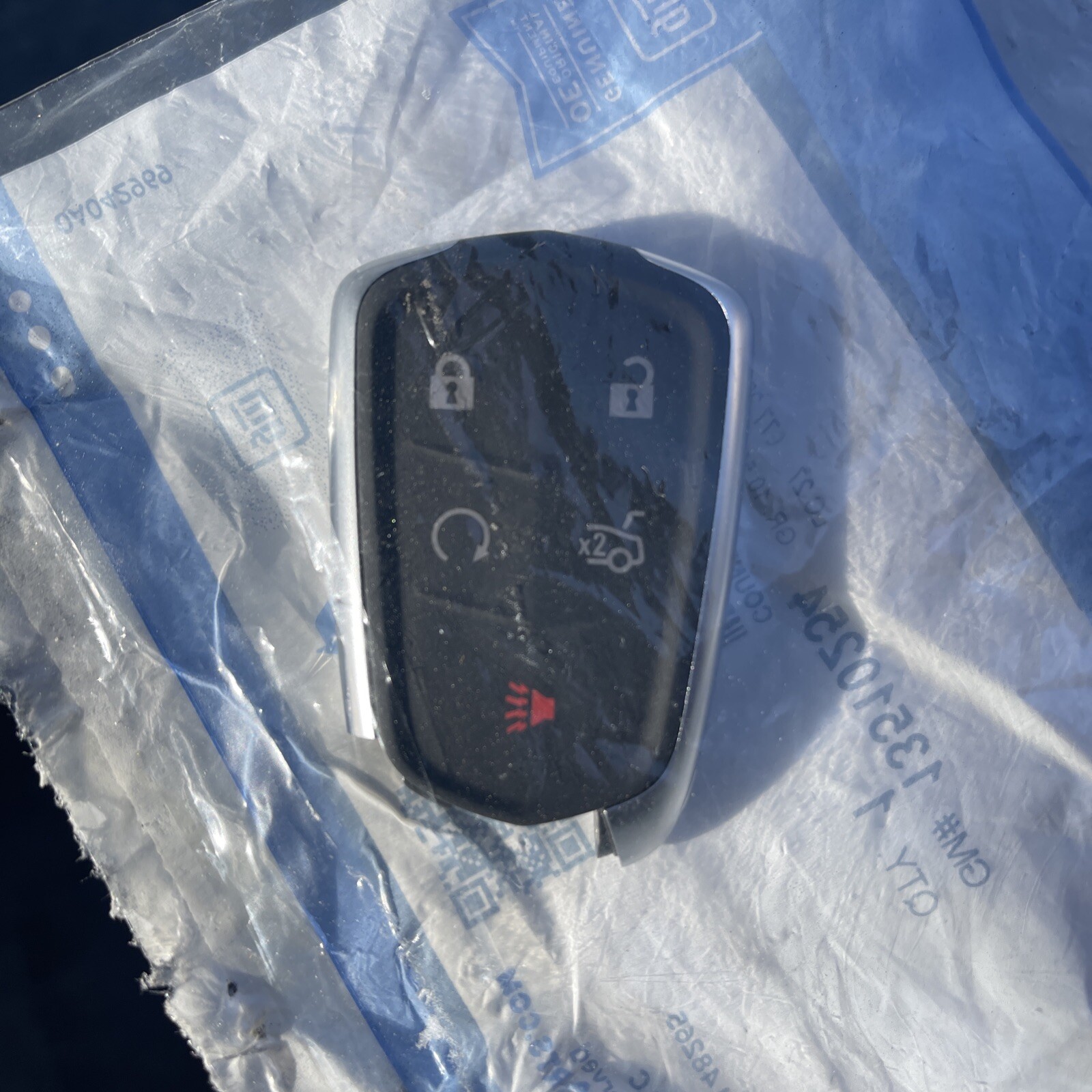 New Genuine General Motors Transmitter 13510254 OEM