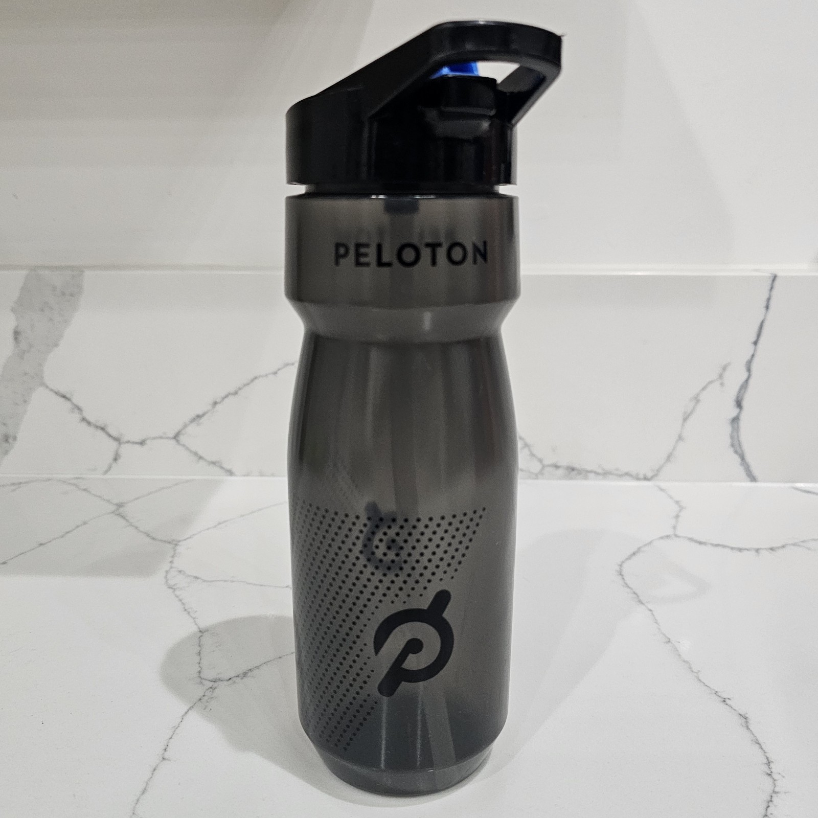Peloton Camelbak Water Bottle 24oz Black Gray Click Straw BPA-Free Plastic