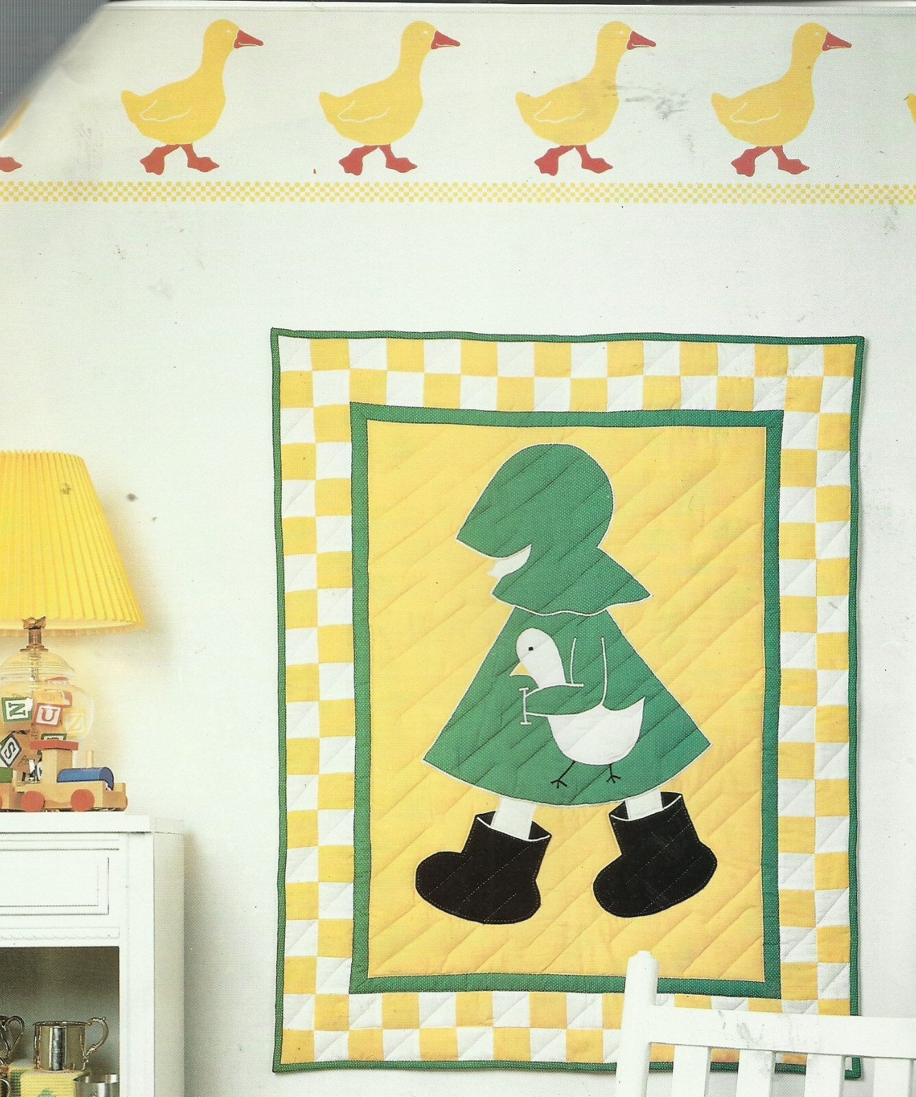 C0476 SLICKER SUE WALLHANGING & QUILT PATTERN/INSTRUCTIONS
