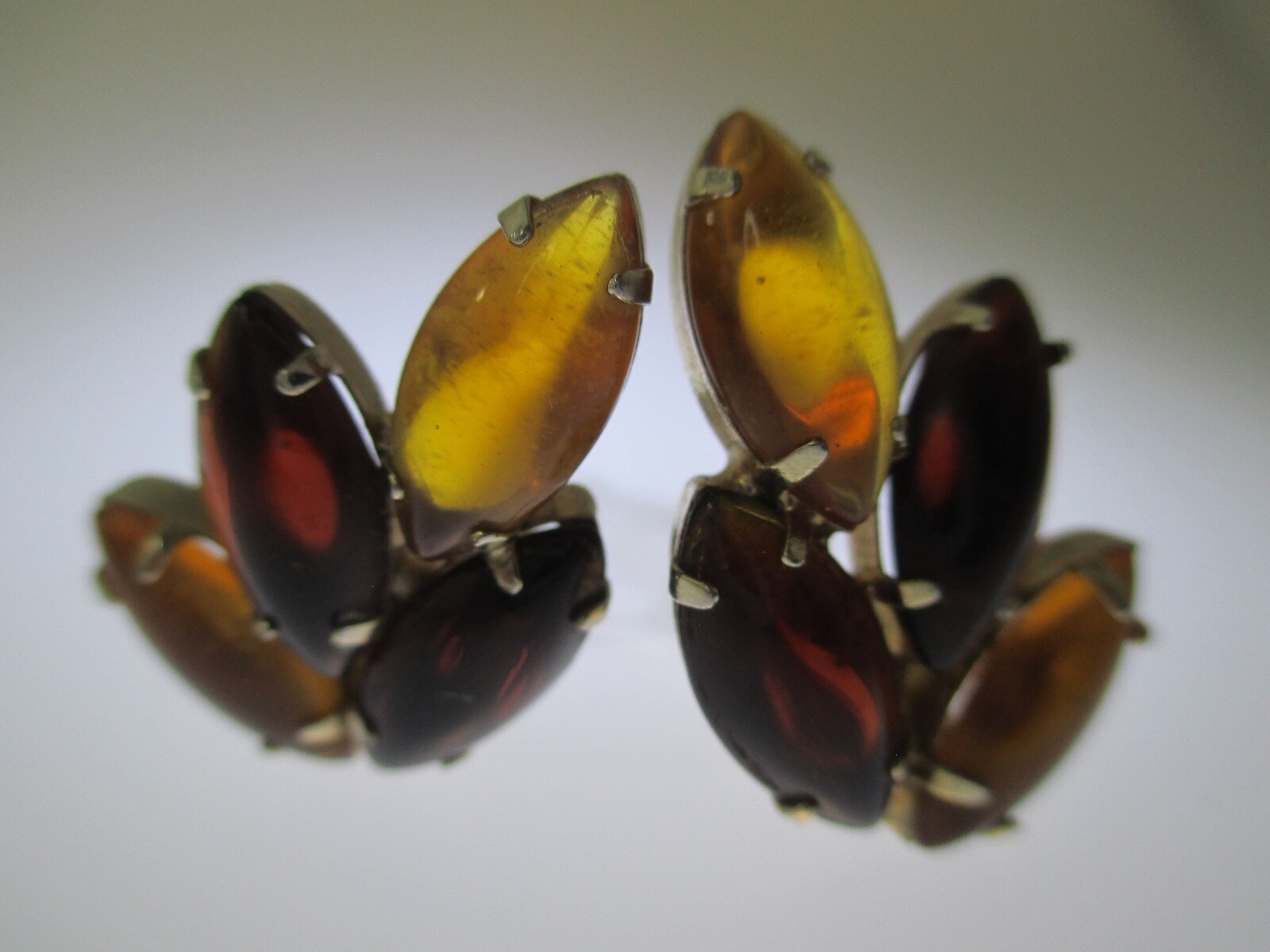 Vintage Rhinestone earrings Amber tones clips unsigned