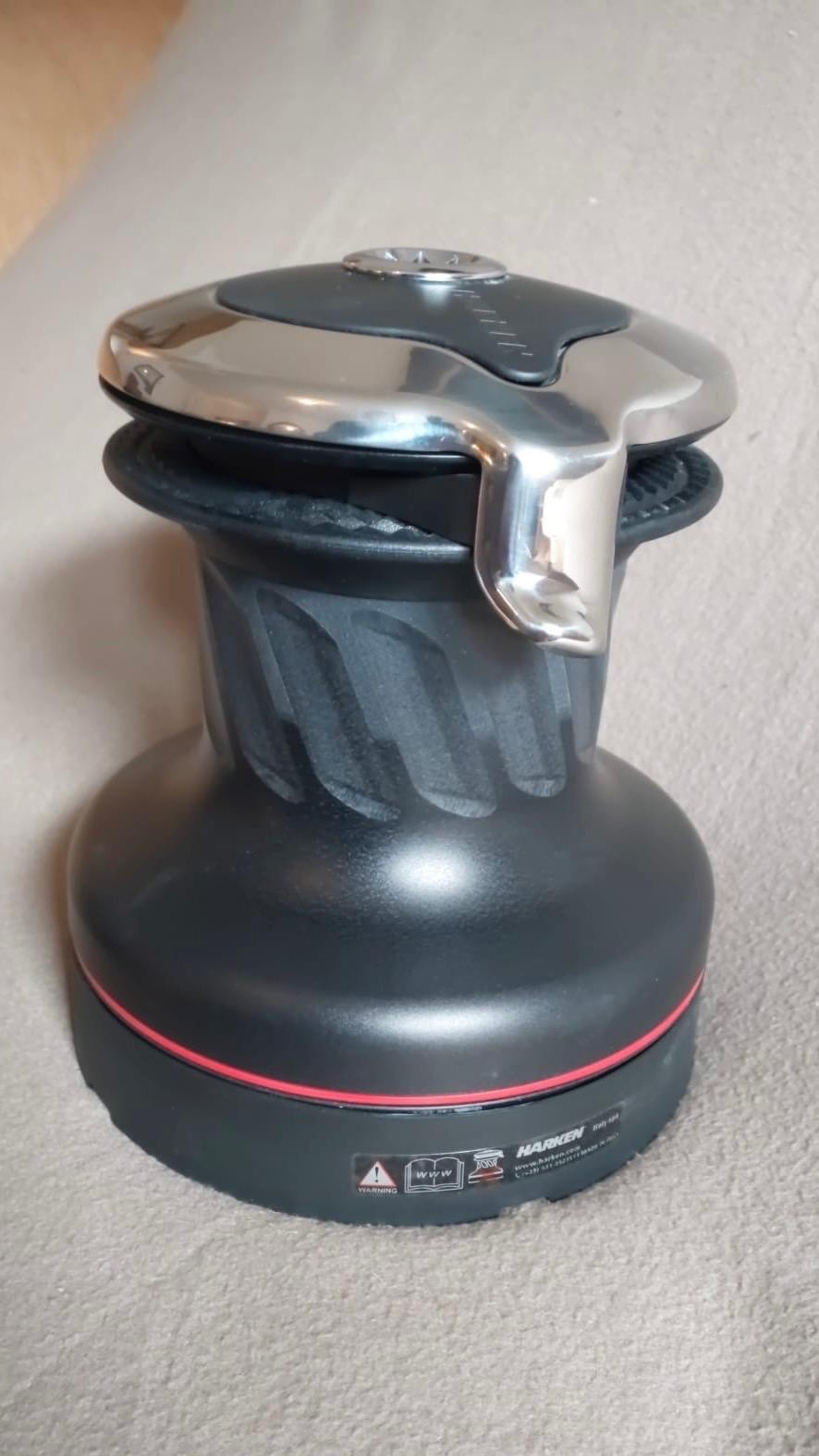 Harken 50.2 STA  Self-Tailing Winch — 2 Speed   New in box!